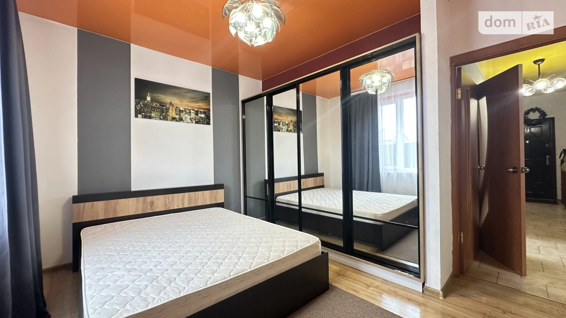 Продается дом на 2 этажа 120 кв. м с садом, цена: 67000 $ - фото 4