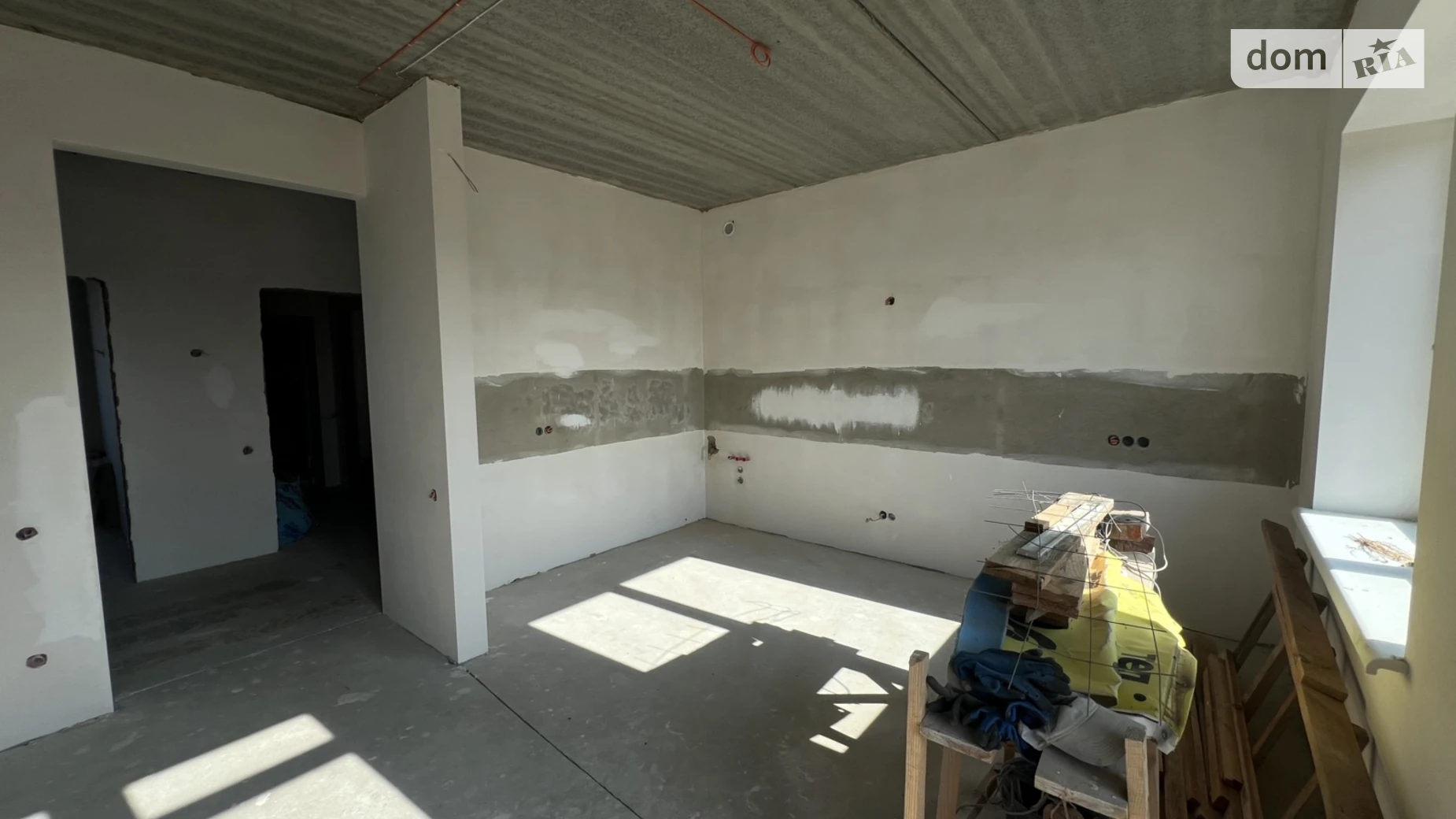Продается дом на 2 этажа 125 кв. м с камином, цена: 95000 $ - фото 3