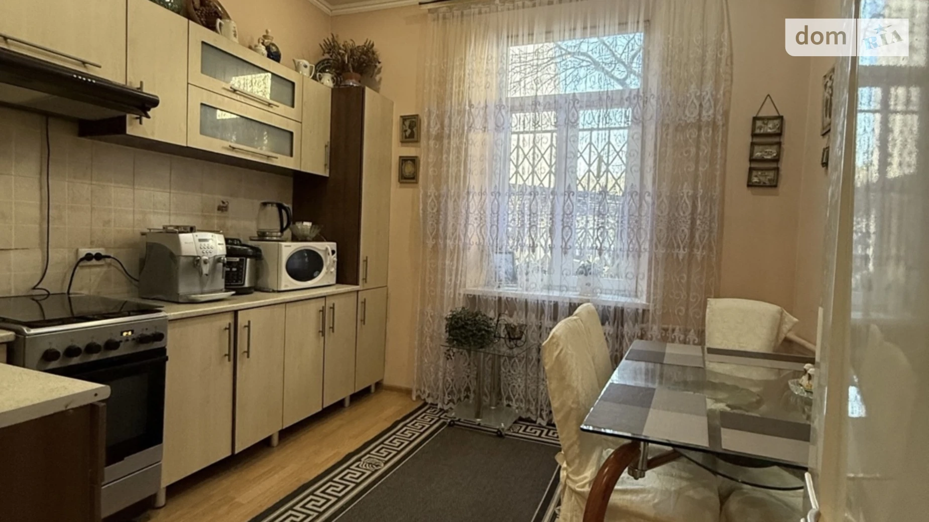 Продается дом на 2 этажа 212 кв. м с бассейном, цена: 280000 $ - фото 3
