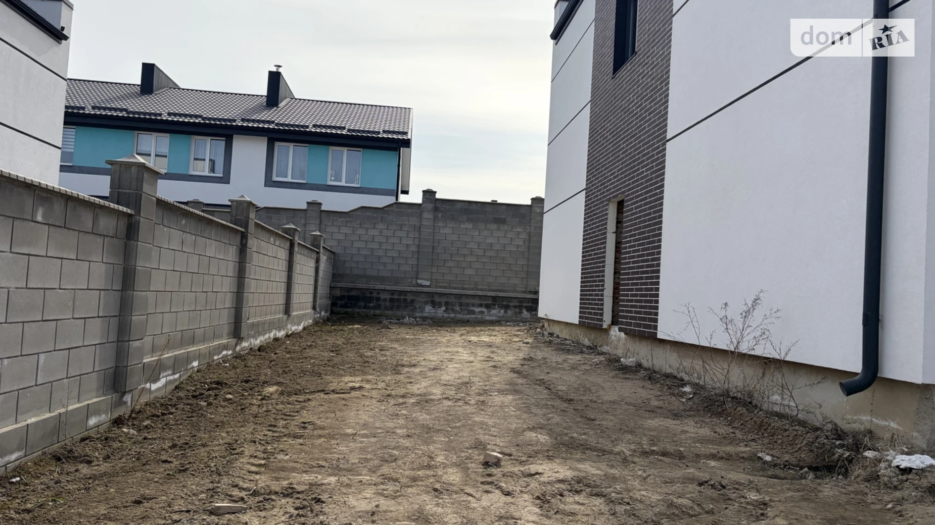 ул. Кулика и Гудачека(Макарова) Ювилейный Ровно, цена: 85000 $ - фото 3