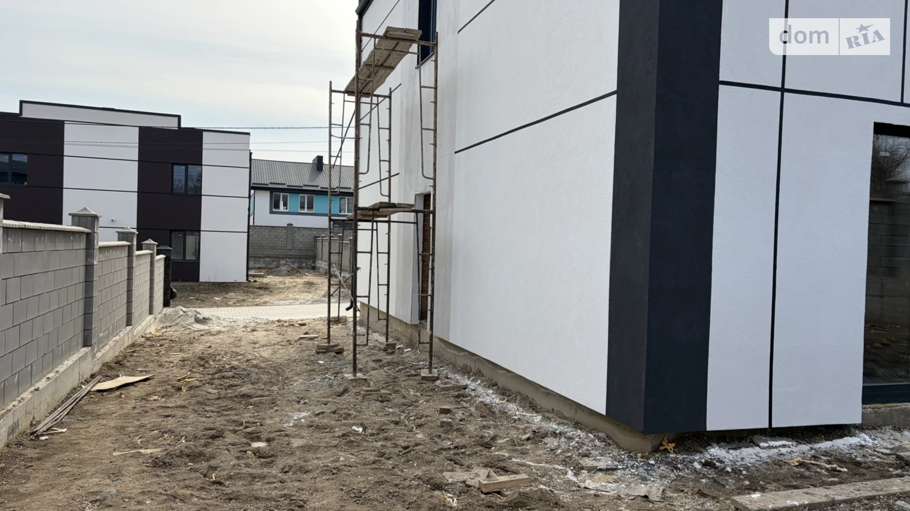 ул. Кулика и Гудачека(Макарова) Ювилейный Ровно, цена: 75000 $ - фото 5