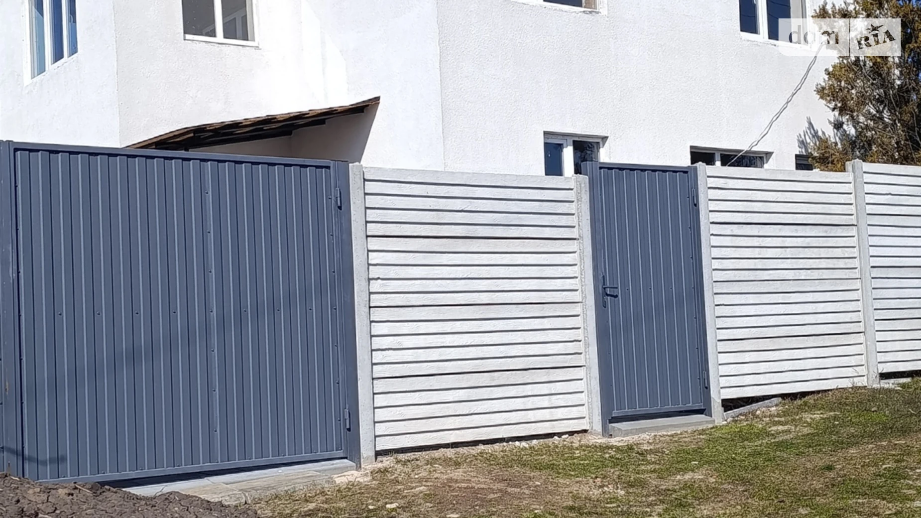 Продается дом на 2 этажа 197 кв. м с гаражом, цена: 65000 $ - фото 4