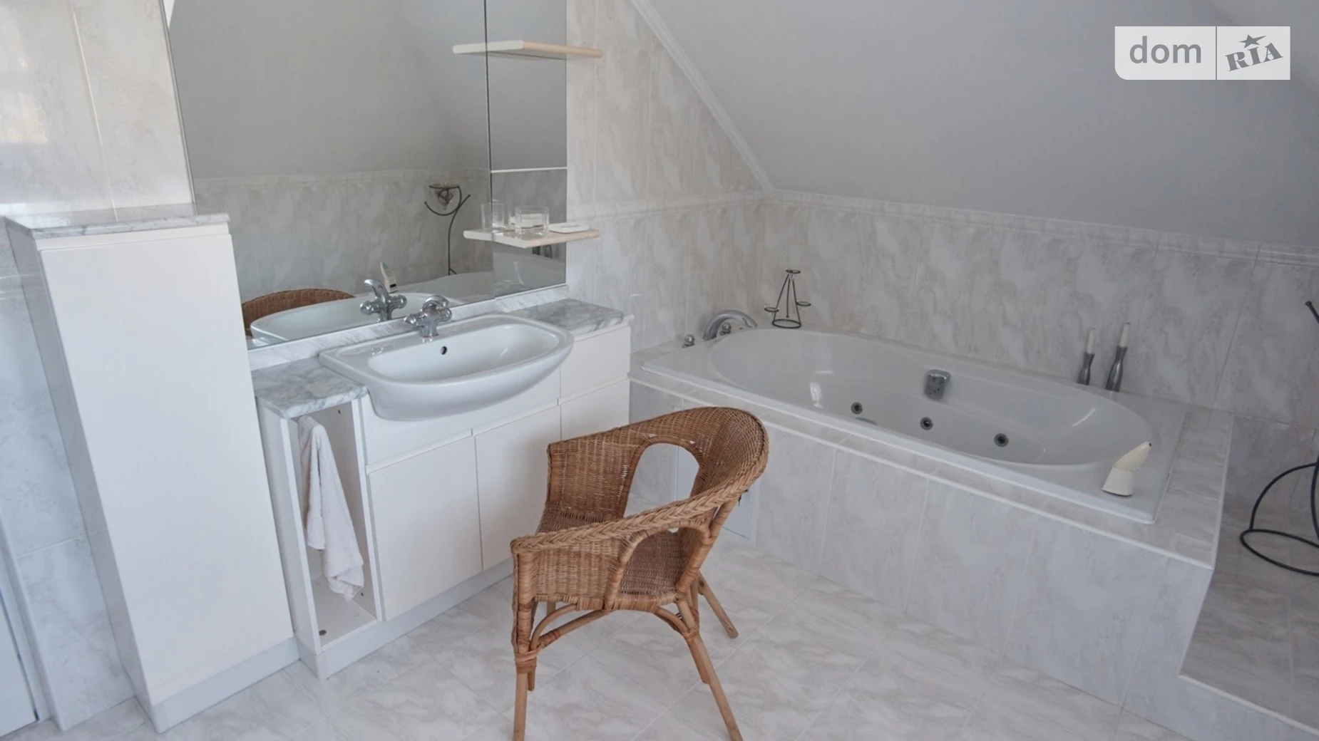 Продается дом на 2 этажа 300 кв. м с террасой, цена: 650000 $ - фото 5