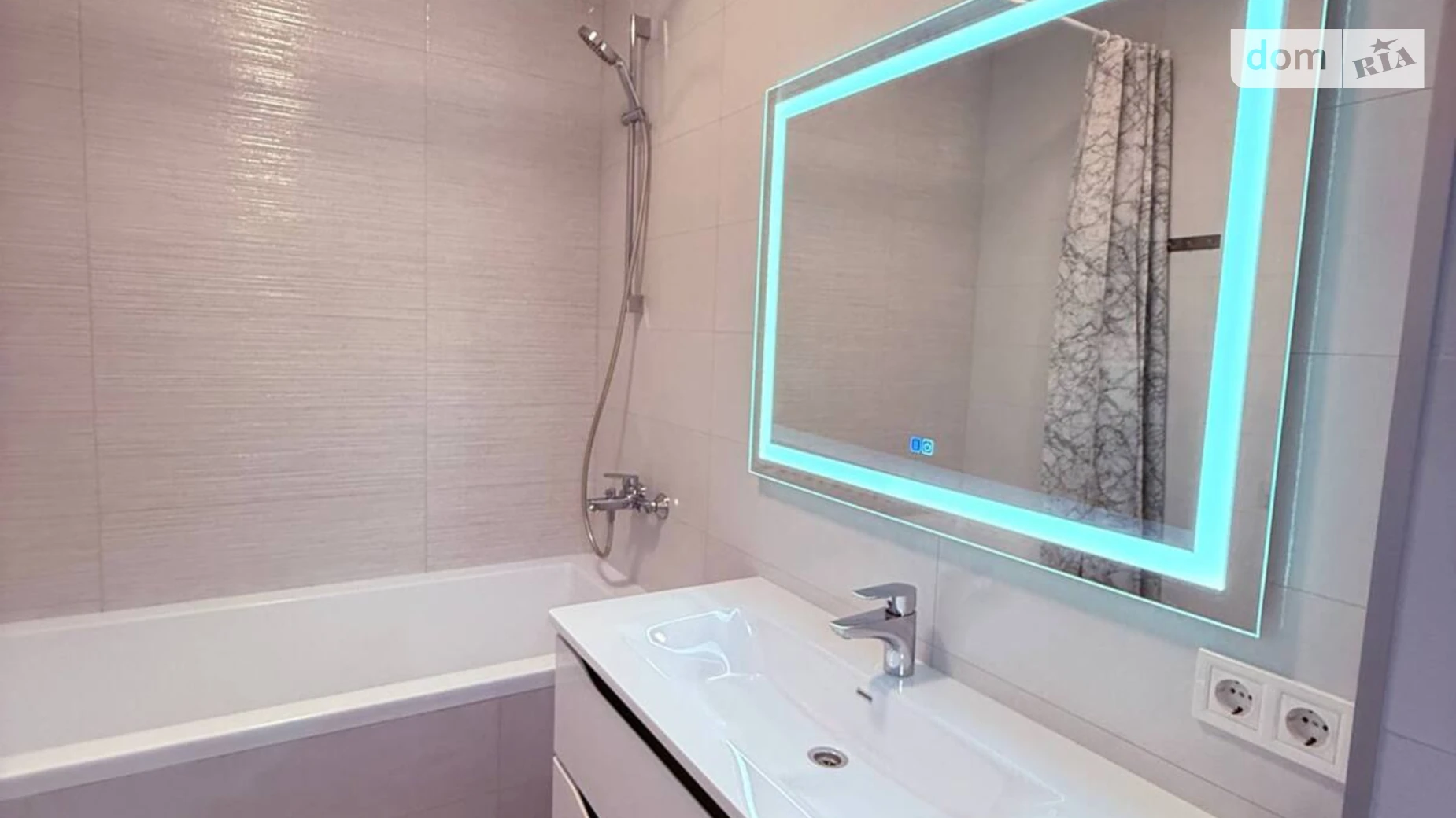 Продается 3-комнатная квартира 69.5 кв. м в Буче, ул. Амосова, 4 - фото 3