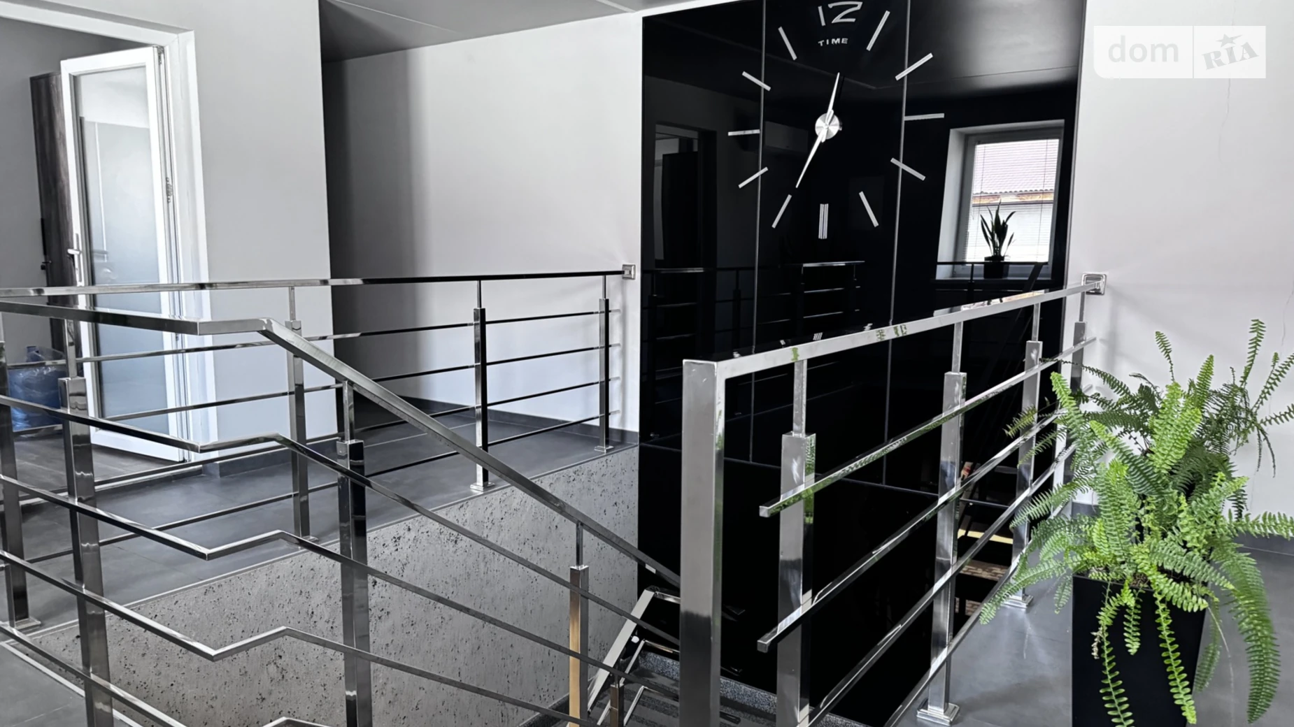 Сдается в аренду офис 12 кв. м в бизнес-центре, цена: 84 $ - фото 2