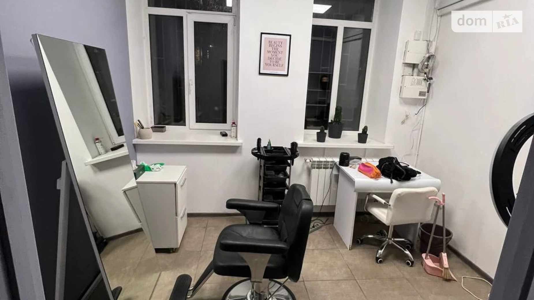 Продается помещения свободного назначения 103.8 кв. м в 5-этажном здании, цена: 170000 $ - фото 3