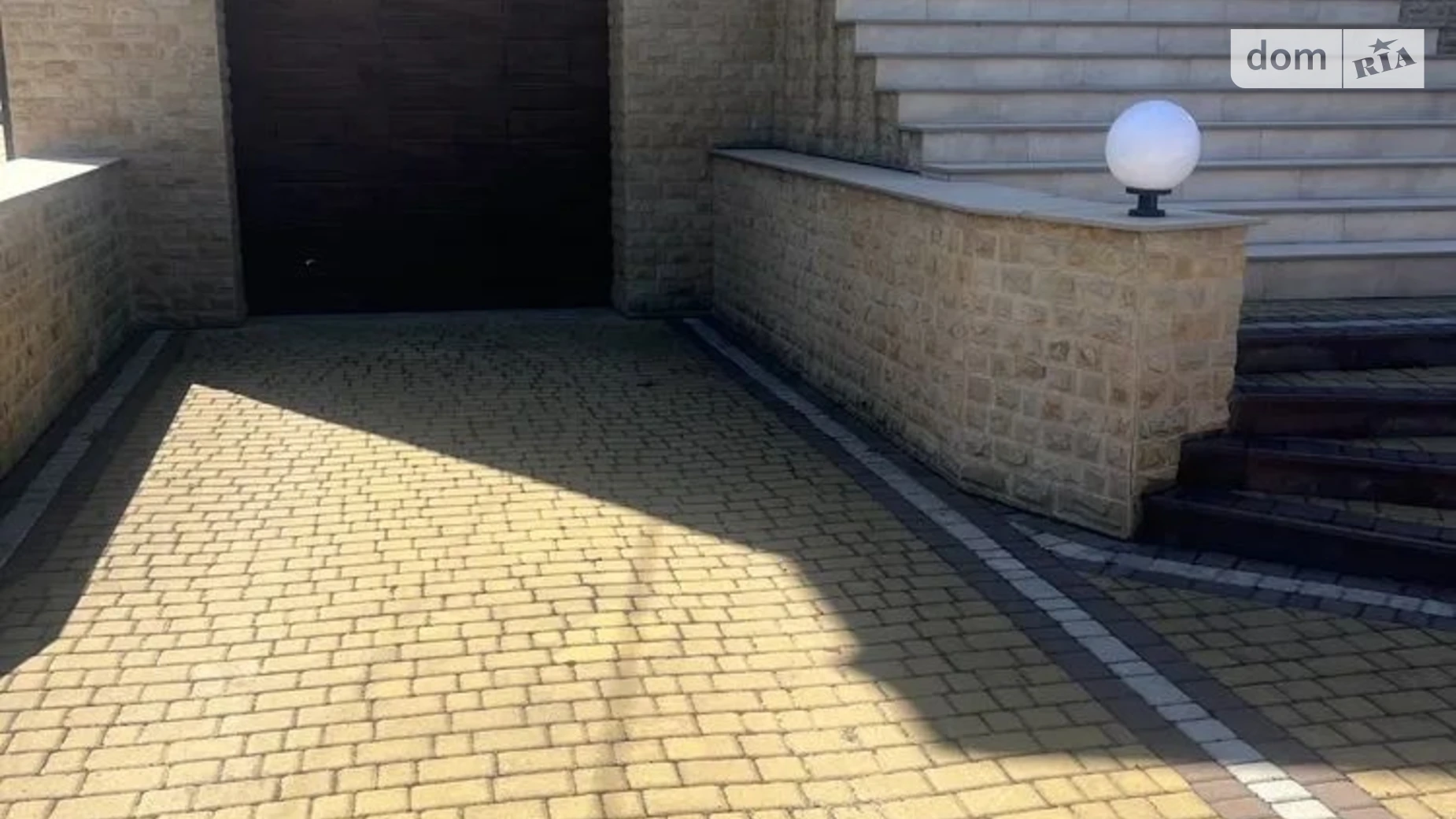 Продается дом на 3 этажа 250 кв. м с участком, цена: 325000 $ - фото 4