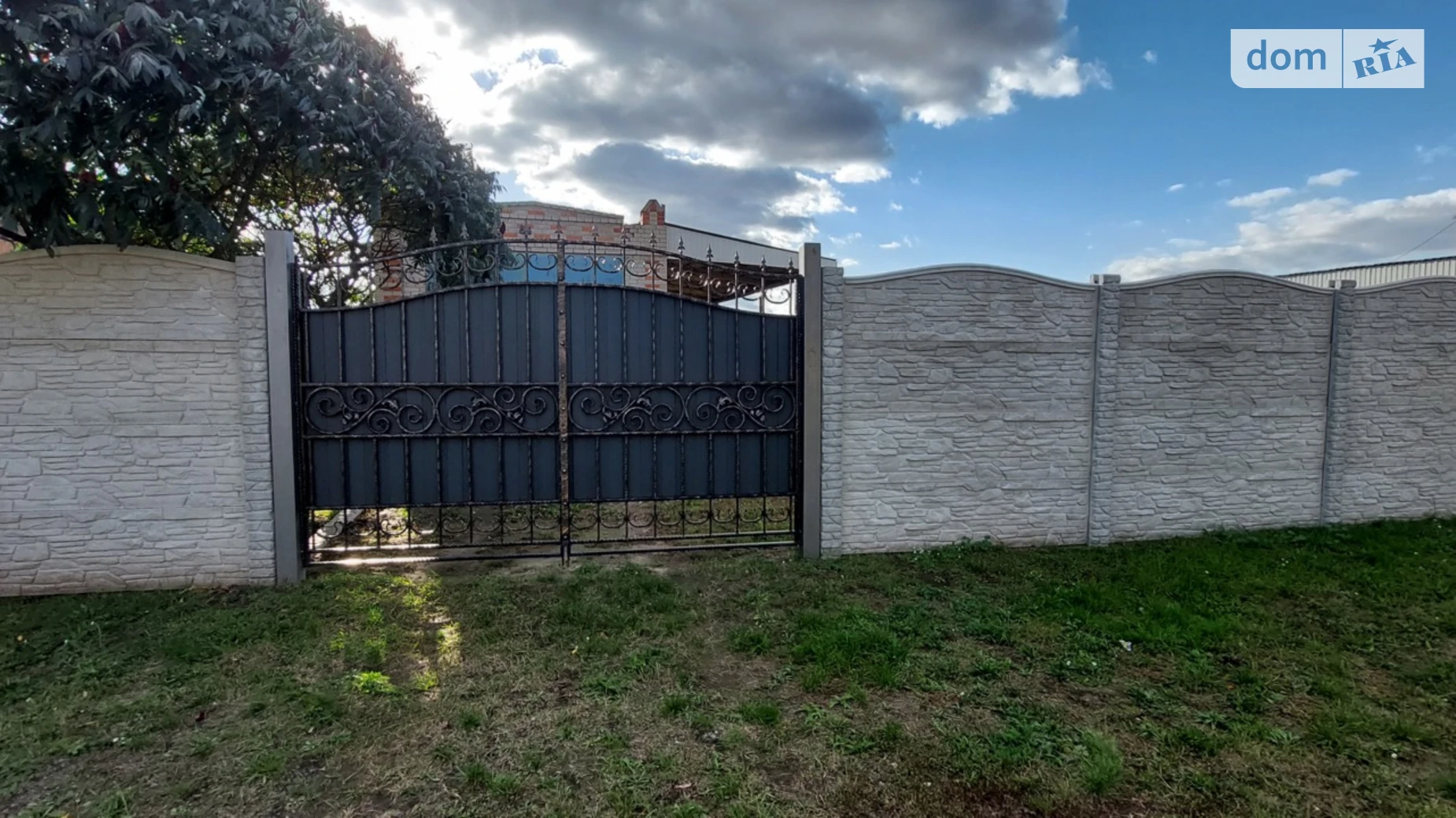 Продается одноэтажный дом 60 кв. м с бассейном, цена: 21000 $ - фото 4