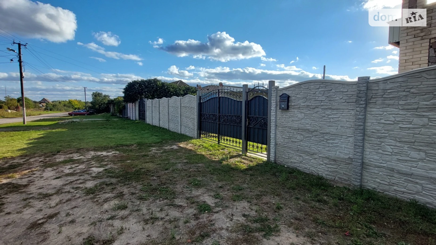 Продается одноэтажный дом 60 кв. м с бассейном, цена: 21000 $ - фото 2