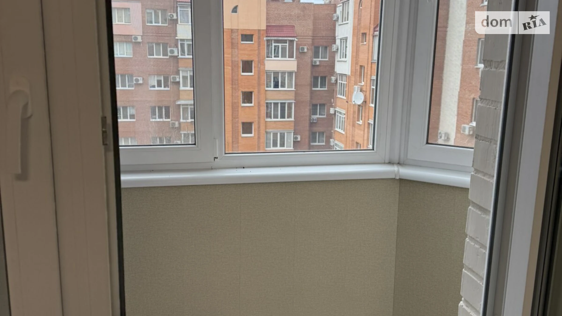 Продается 2-комнатная квартира 70 кв. м в Полтаве, ул. Уютная, 15 - фото 4