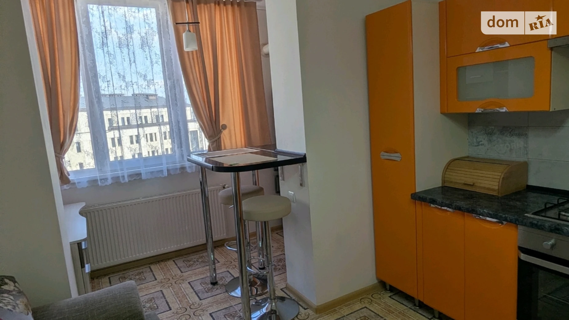Сдается в аренду 1-комнатная квартира 45 кв. м в Ивано-Франковске - фото 2