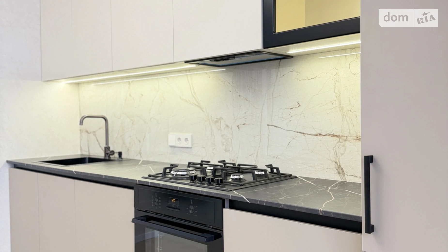 Продается 1-комнатная квартира 39 кв. м в, цена: 76900 $ - фото 2