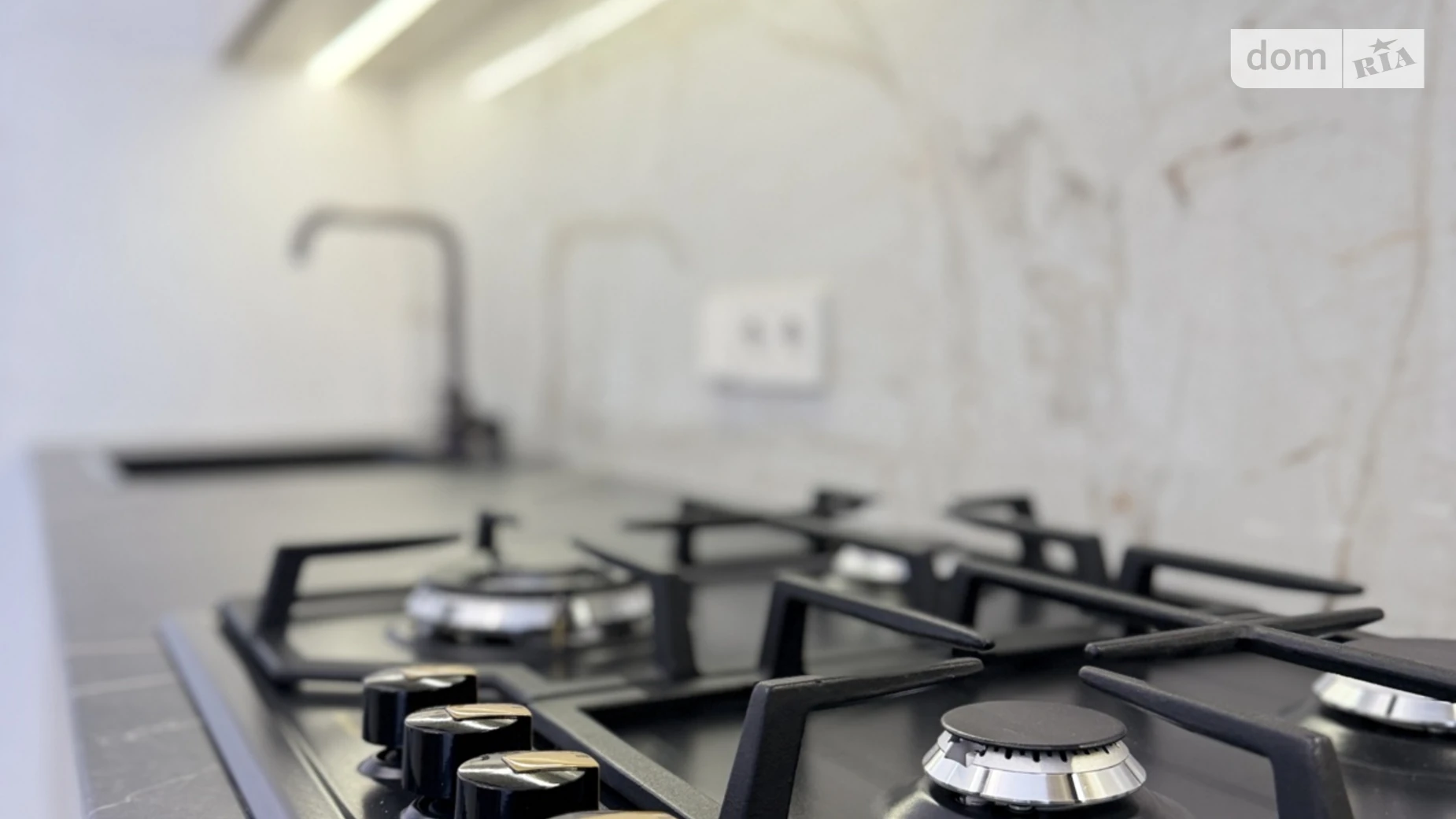 Продается 1-комнатная квартира 39 кв. м в, цена: 76900 $ - фото 3