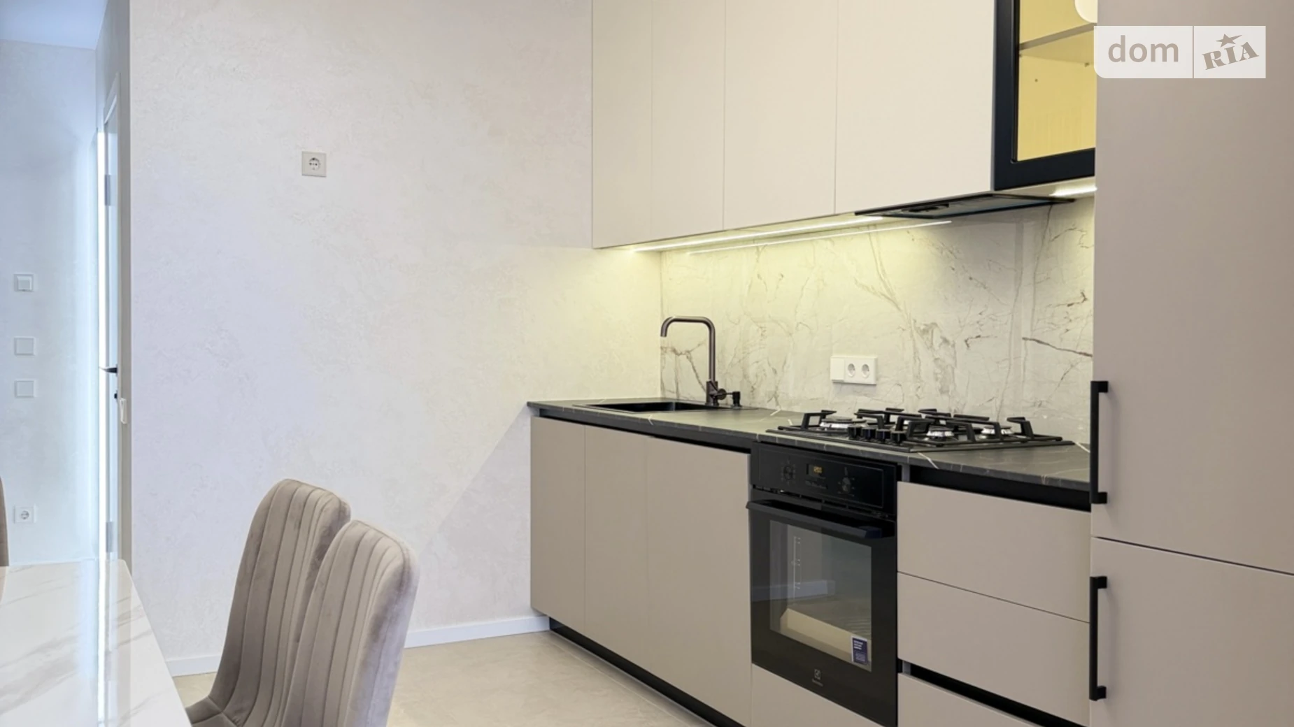 Продается 1-комнатная квартира 39 кв. м в, цена: 76900 $ - фото 5