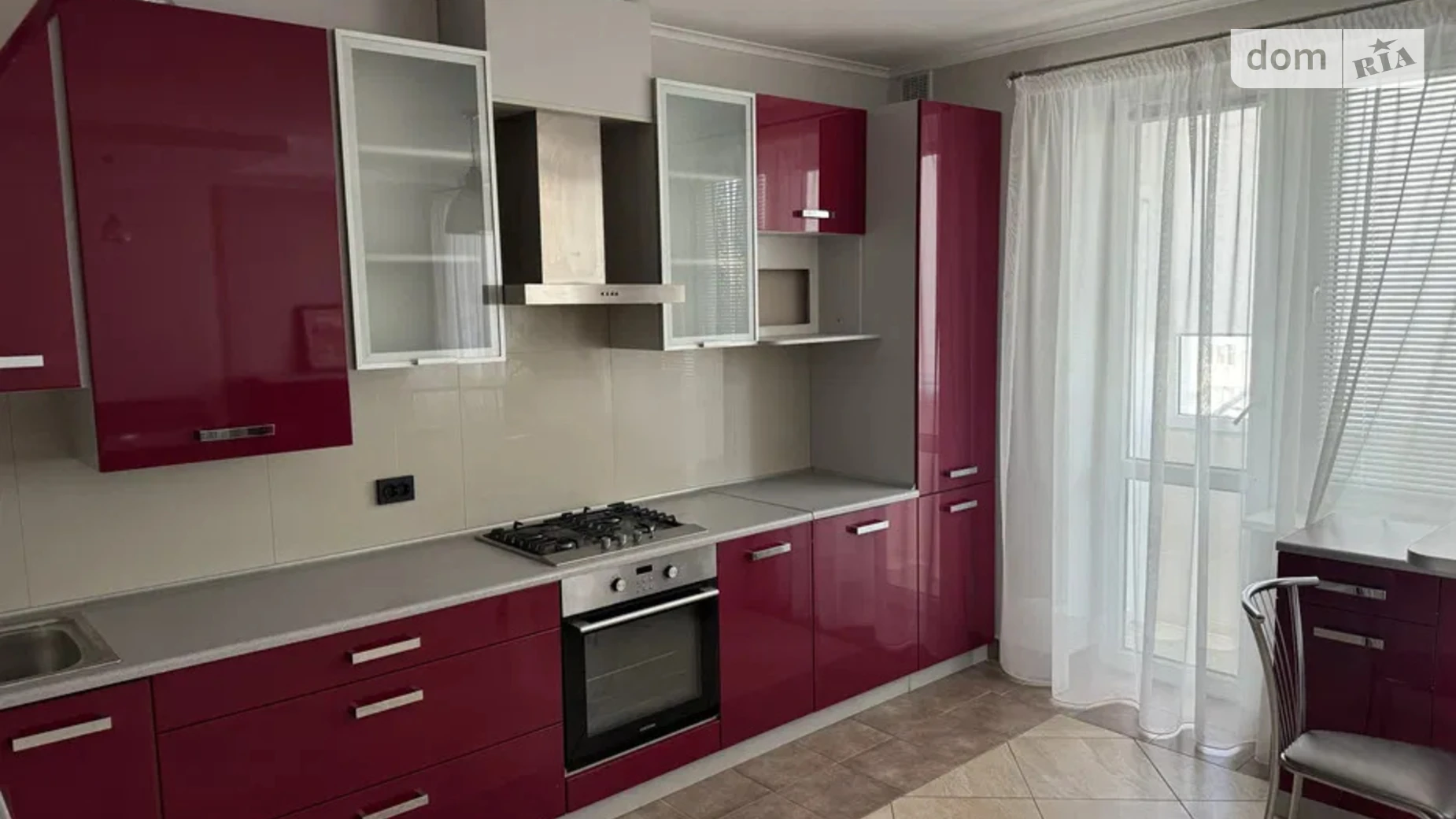 Продается 4-комнатная квартира 135 кв. м в Дрогобыче, ул. Шептицкого, 16/1 - фото 4