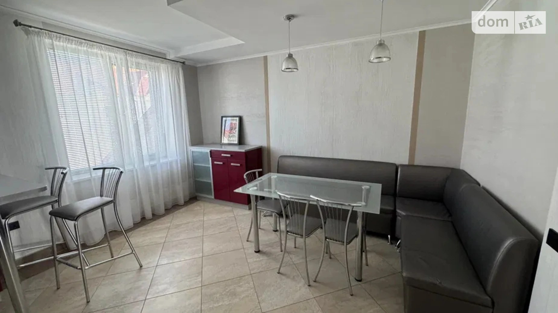 Продается 4-комнатная квартира 135 кв. м в Дрогобыче, ул. Шептицкого, 16/1 - фото 5