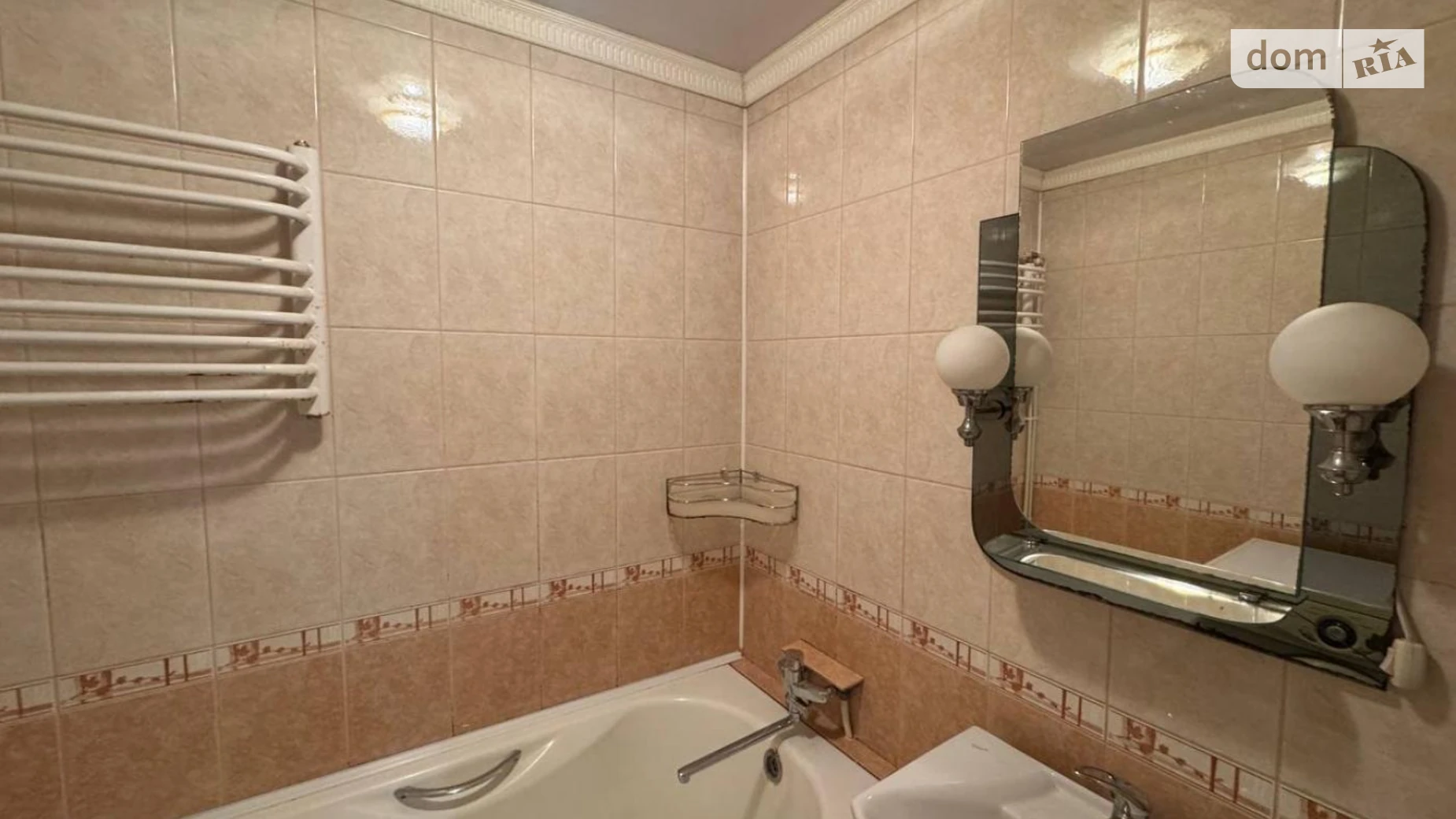 Продается 3-комнатная квартира 73.3 кв. м в Ивано-Франковске, ул. Героев УПА, 2 - фото 3