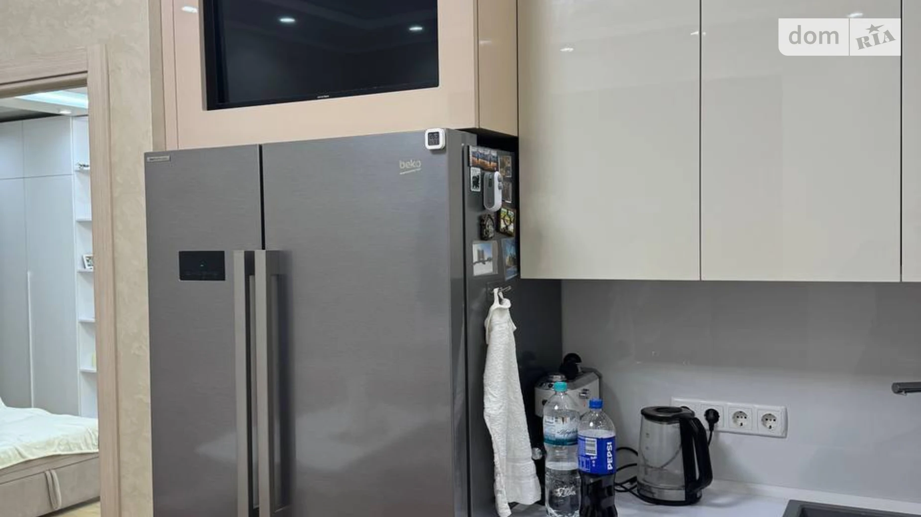 Продается 3-комнатная квартира 77.2 кв. м в Хмельницком, ул. Кармелюка, 7 - фото 2