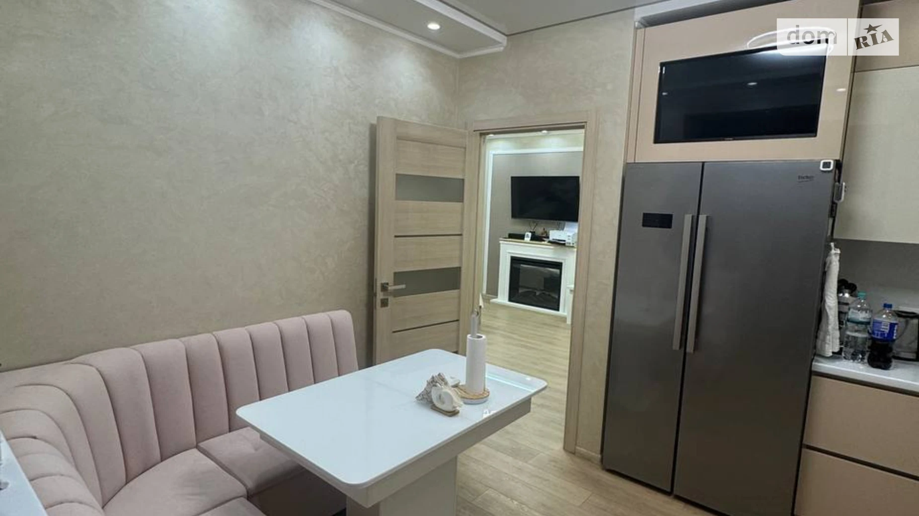 Продается 3-комнатная квартира 77.2 кв. м в Хмельницком, ул. Кармелюка, 7 - фото 3