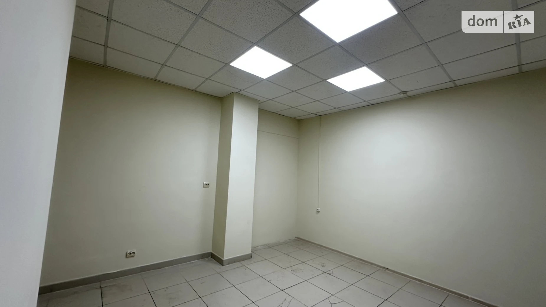 Сдается в аренду офис 20 кв. м в бизнес-центре, цена: 5000 грн - фото 3