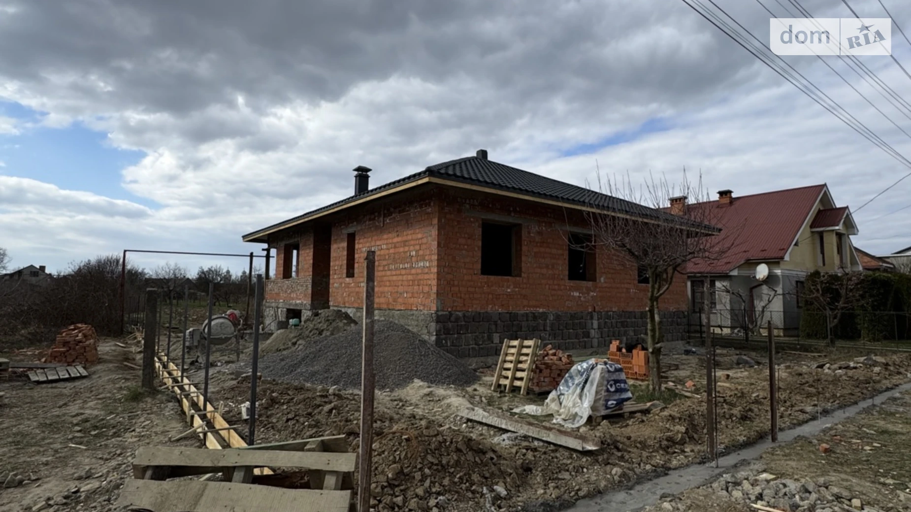 Продается одноэтажный дом 130 кв. м с бассейном, цена: 130000 $ - фото 5