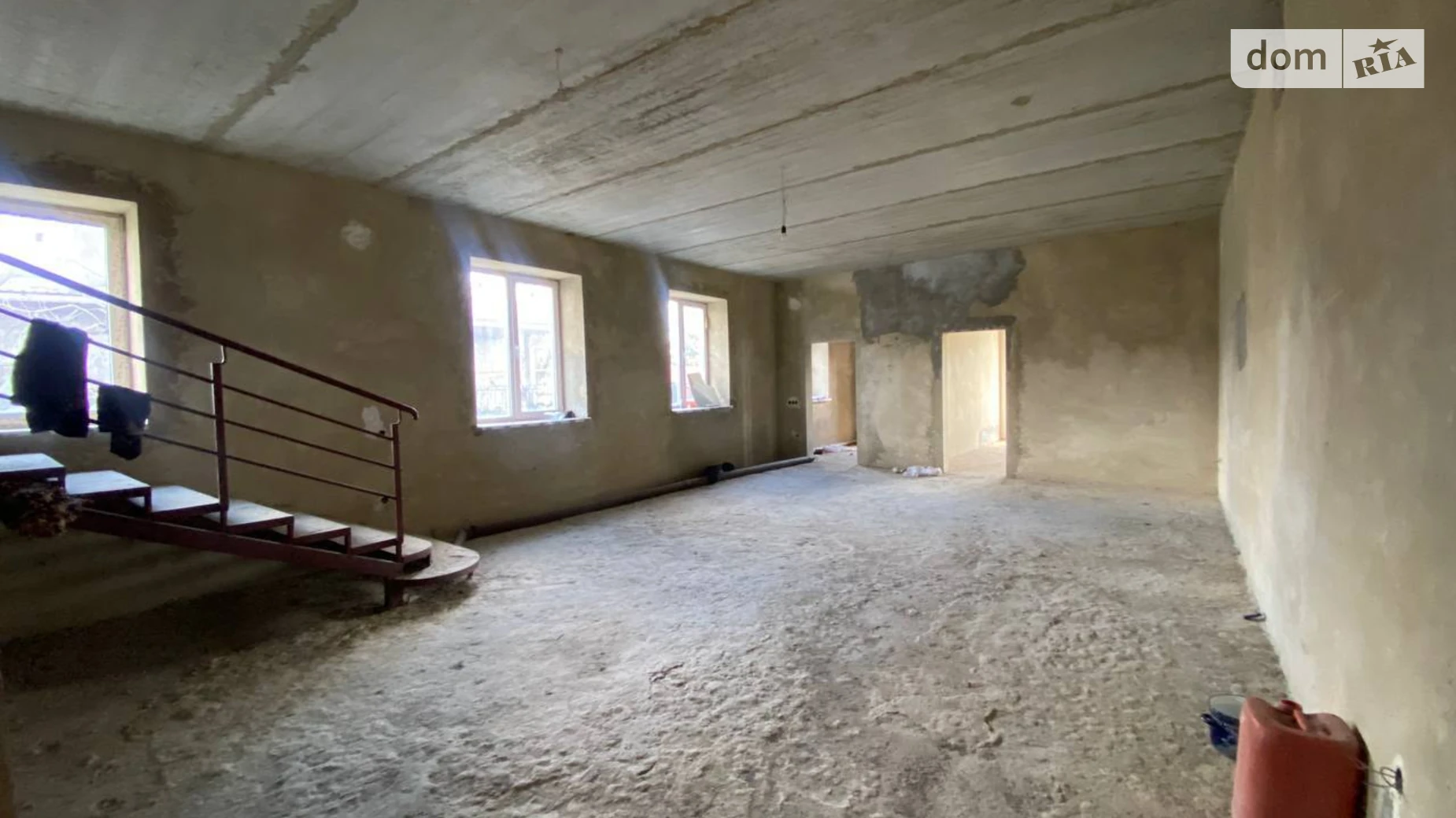 Продается дом на 3 этажа 587 кв. м с верандой, цена: 245000 $ - фото 4