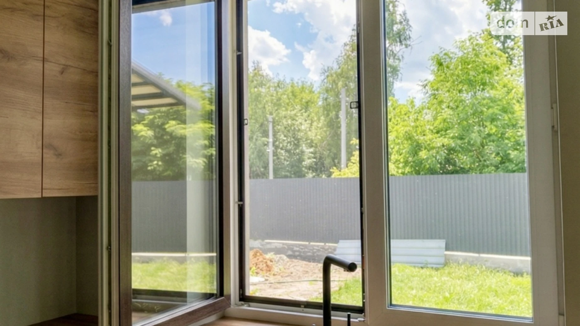 Продается одноэтажный дом 103 кв. м с беседкой, цена: 136000 $ - фото 3