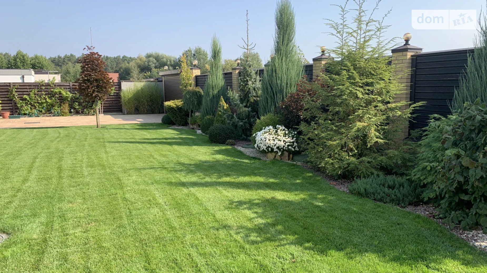 Продается дом на 2 этажа 228 кв. м с бассейном, цена: 295000 $ - фото 3