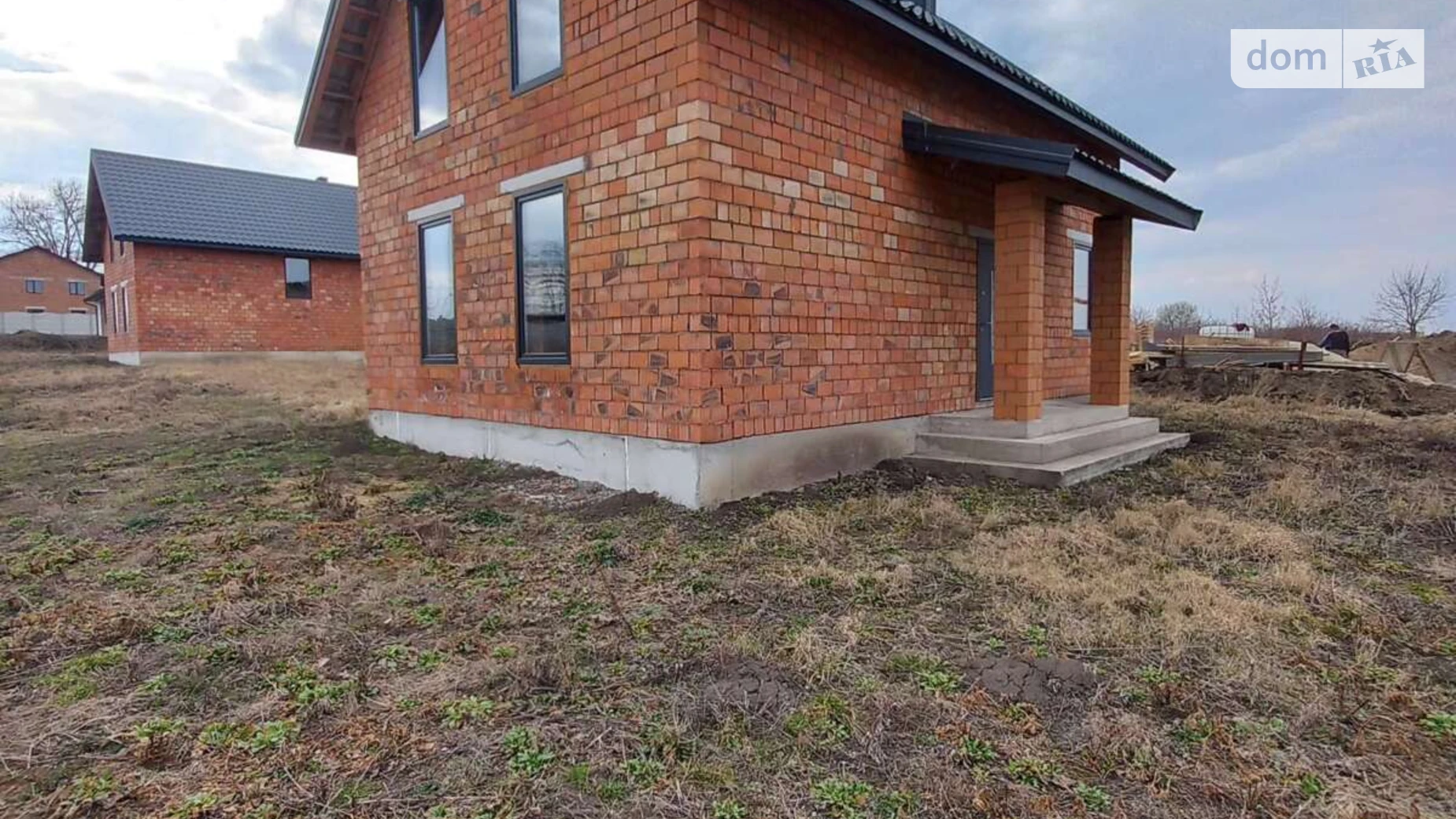 Продается дом на 2 этажа 120 кв. м с камином, цена: 65009 $ - фото 2
