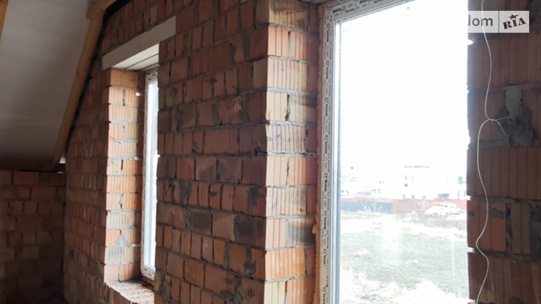 Продается дом на 3 этажа 120 кв. м с баней/сауной, цена: 59000 $ - фото 2