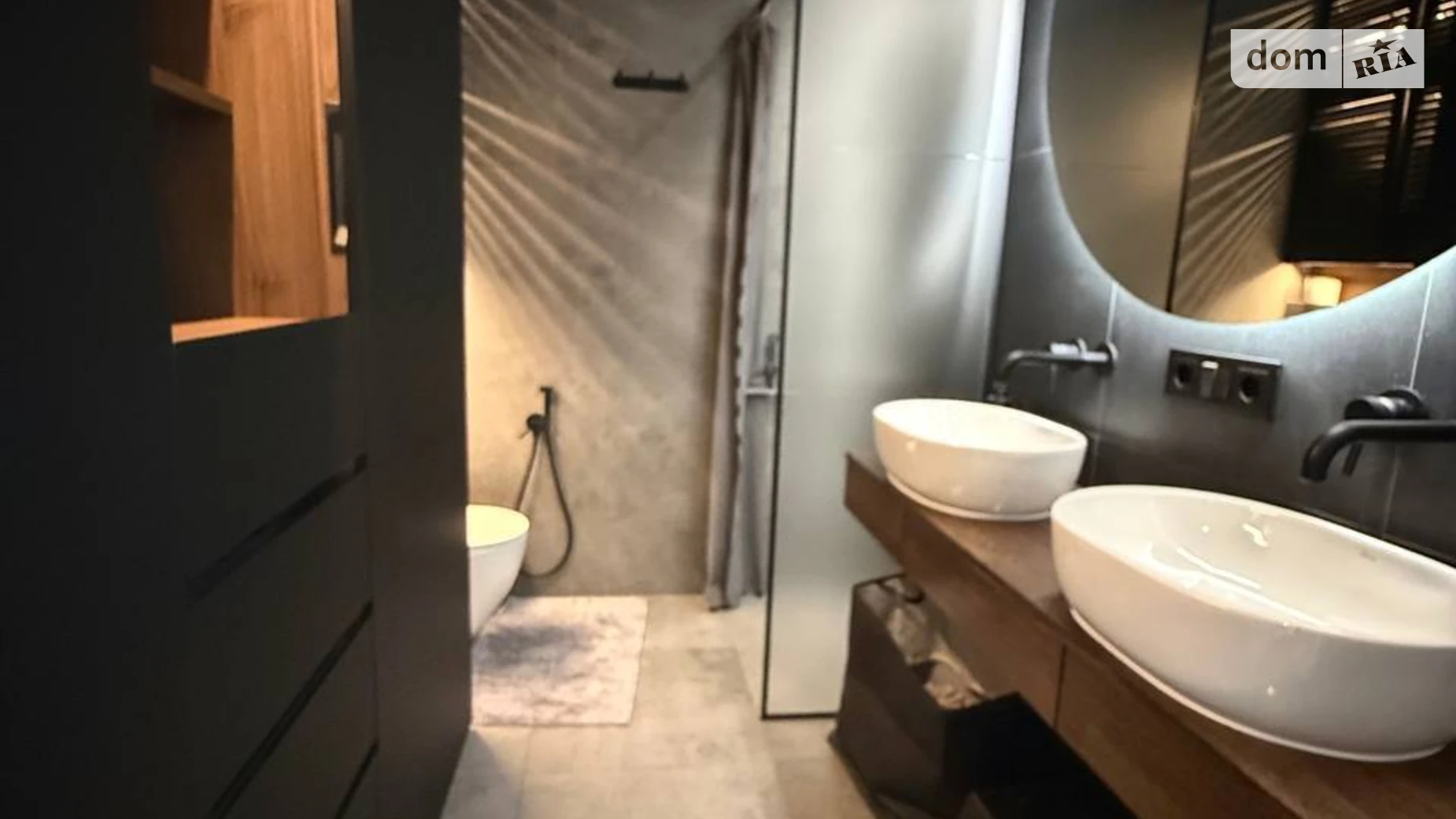 Продается 2-комнатная квартира 64 кв. м в, цена: 123900 $ - фото 2