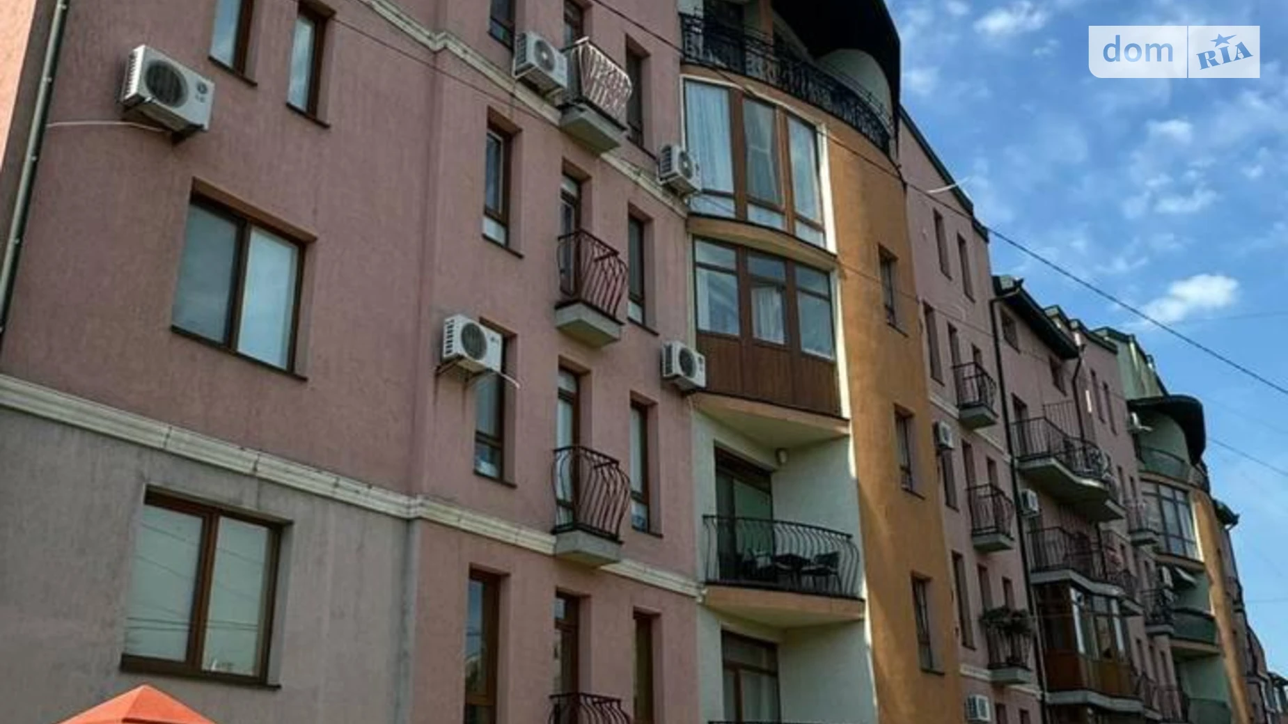 Продается 6-комнатная квартира 216.9 кв. м в Черновцах, цена: 148900 $ - фото 2