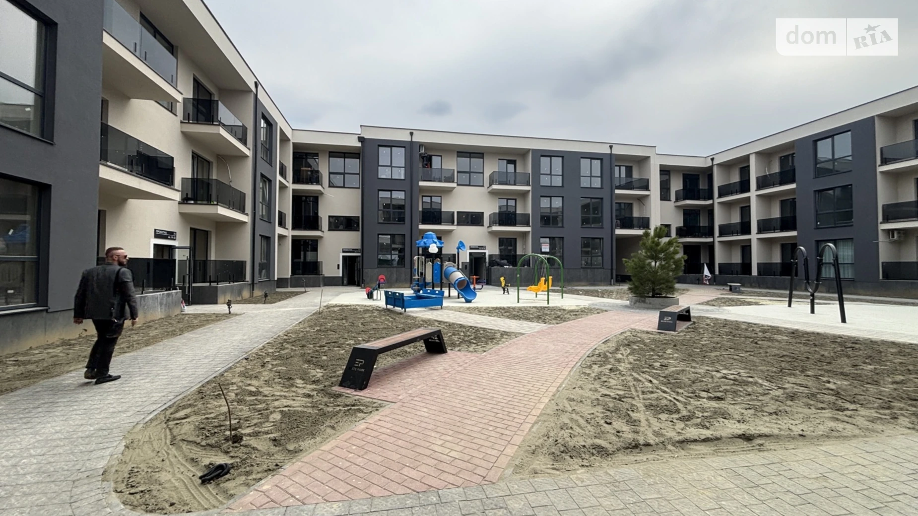 Продается 2-комнатная квартира 64 кв. м в Сторожнице, ул. Проектная, 77 - фото 3