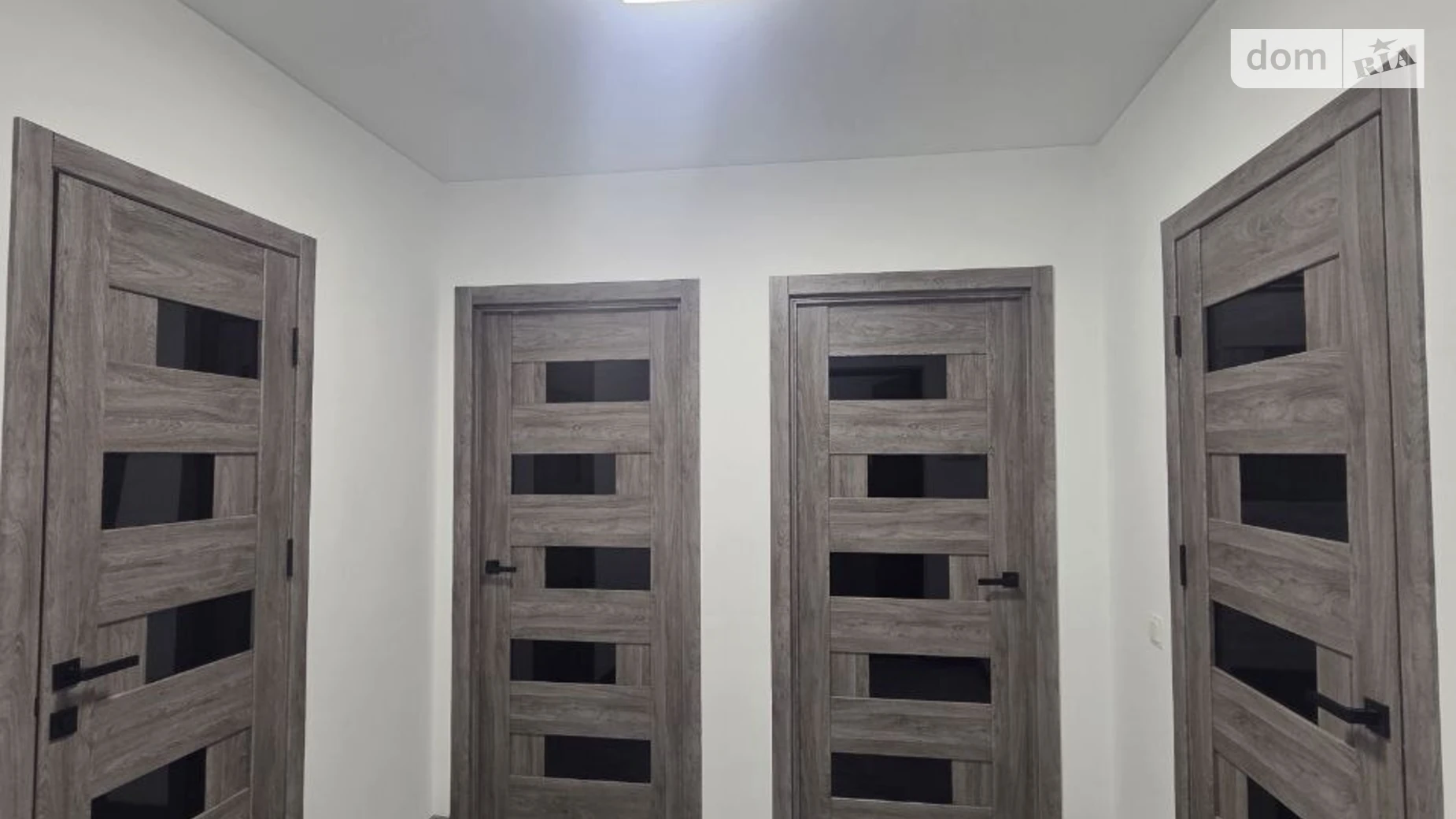 Продается 1-комнатная квартира 42 кв. м в Ивано-Франковске, ул. Вовчинецька, 223А - фото 2