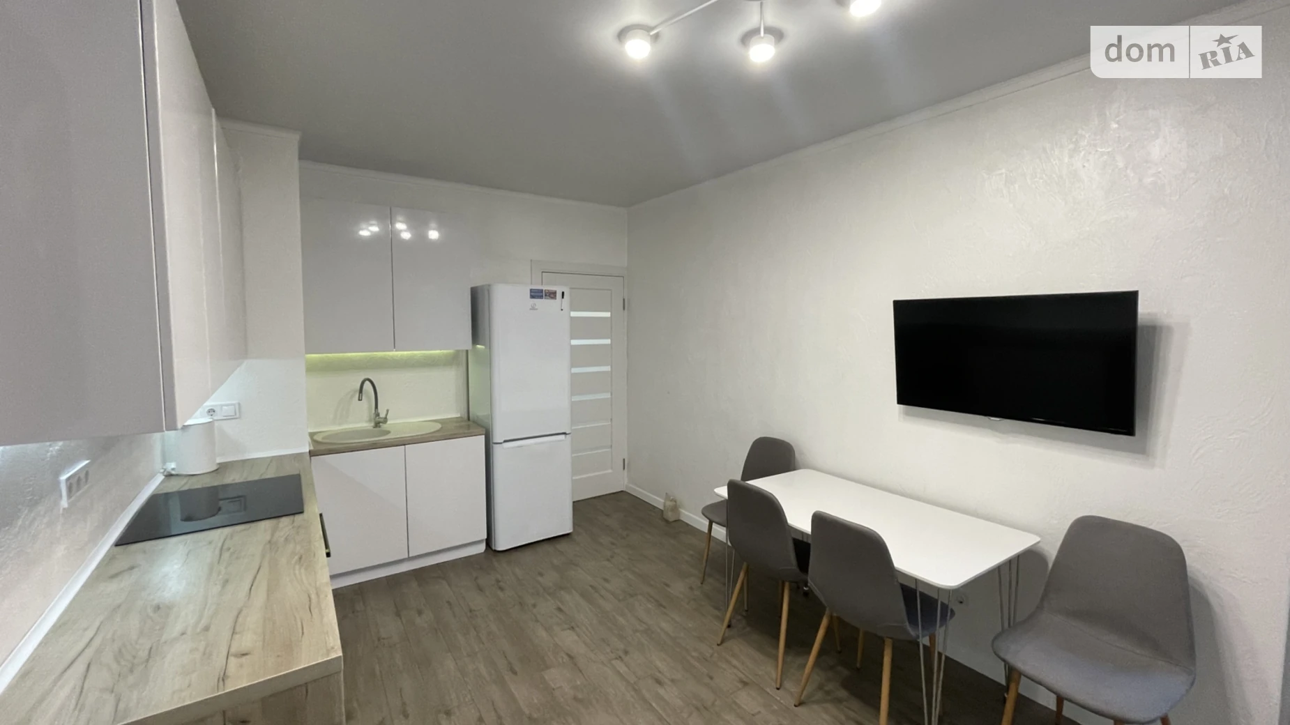 Продается 2-комнатная квартира 60 кв. м в Лиманке, мас. Радужный, 24 - фото 4