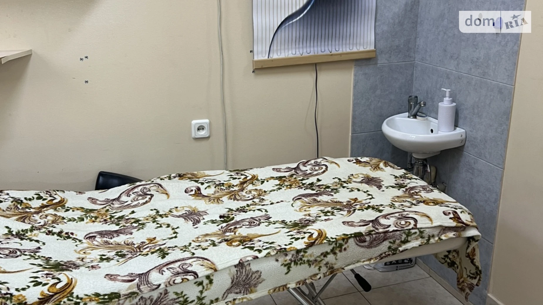 Продается помещения свободного назначения 92 кв. м в 4-этажном здании, цена: 97000 $ - фото 2