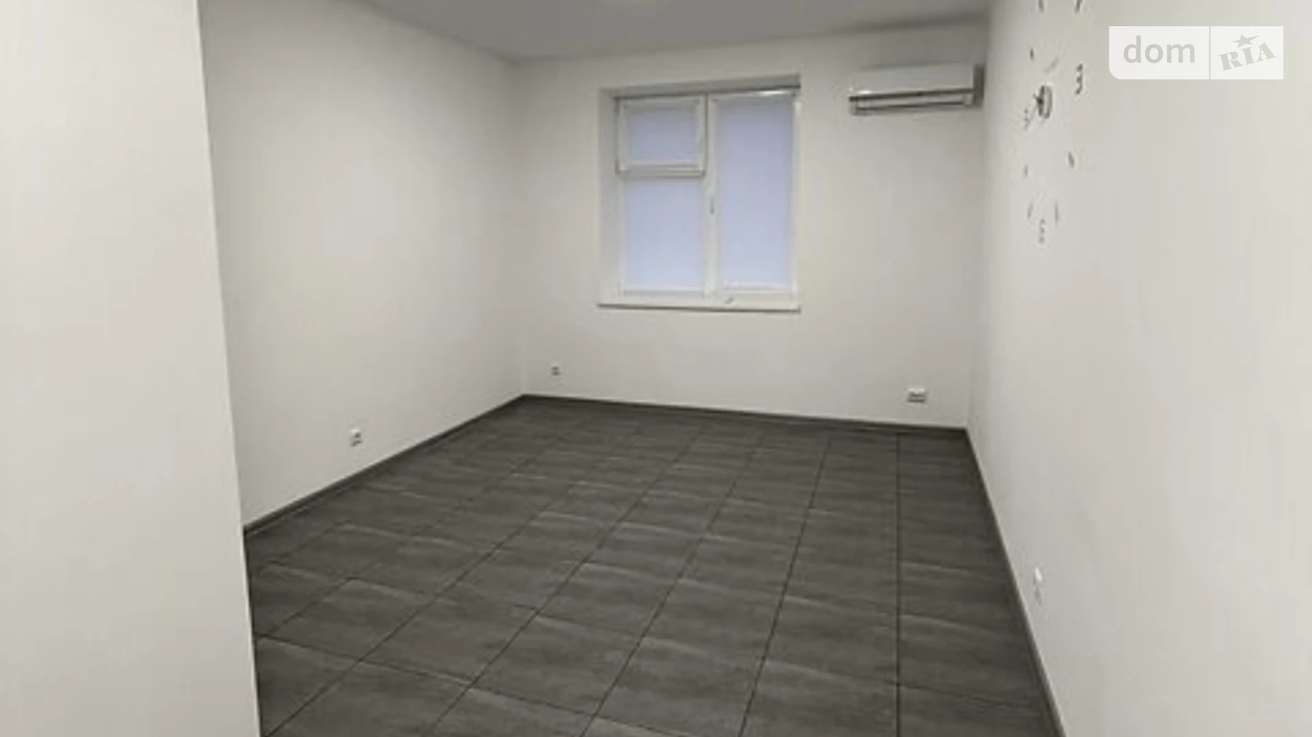 Сдается в аренду офис 70 кв. м в бизнес-центре, цена: 19000 грн - фото 4