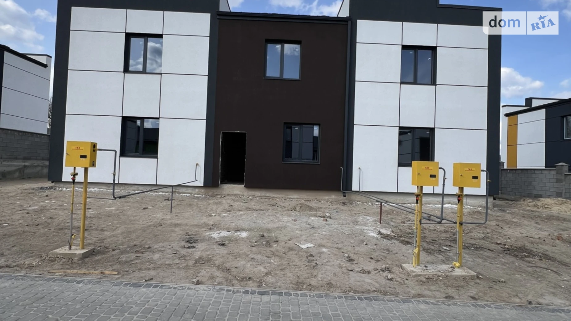 вул. Кулика і Гудачека(Макарова) Авторинок Рівне, цена: 60000 $ - фото 2