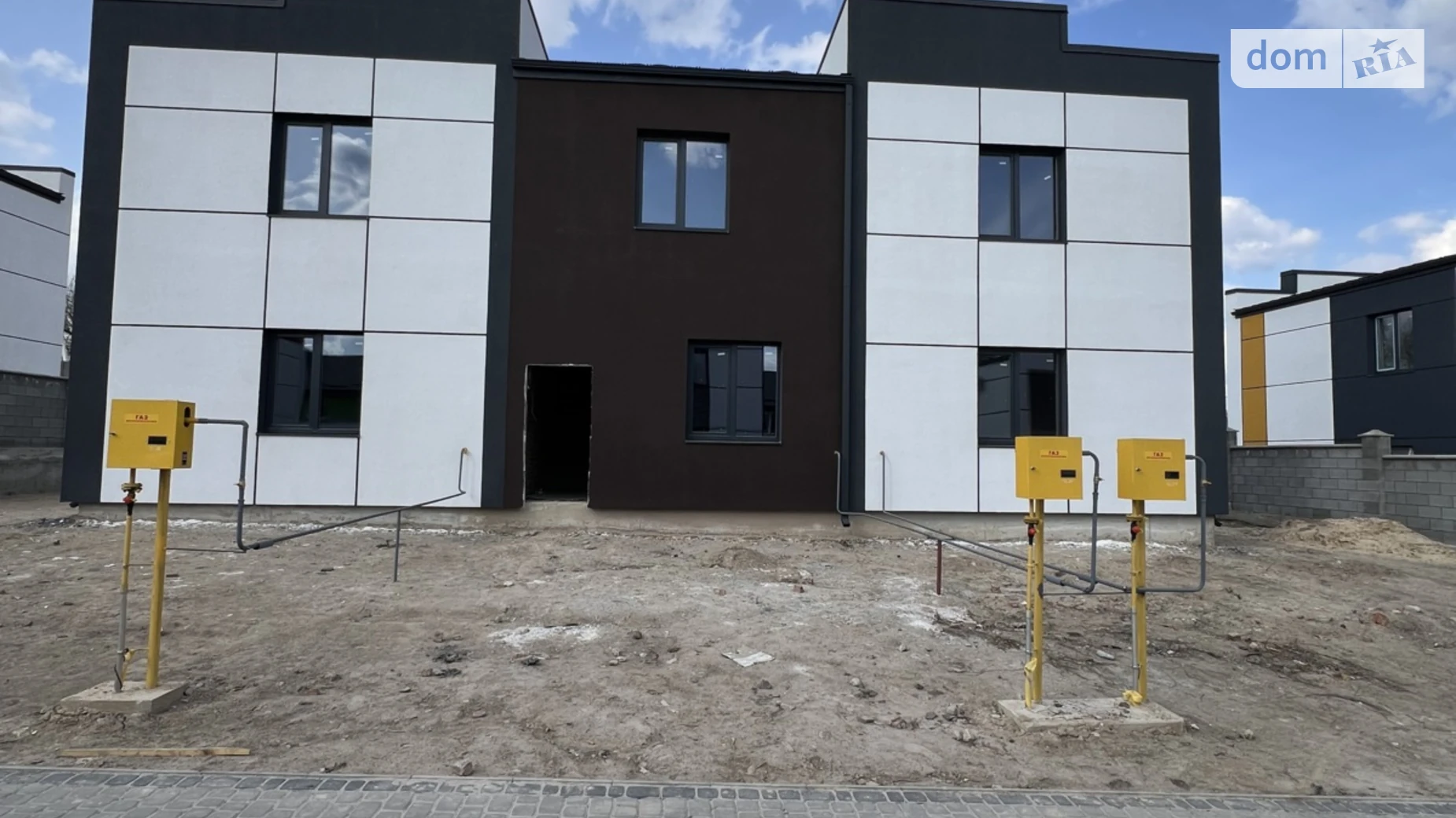 вул. Кулика і Гудачека(Макарова) Авторинок Рівне, цена: 60000 $ - фото 3