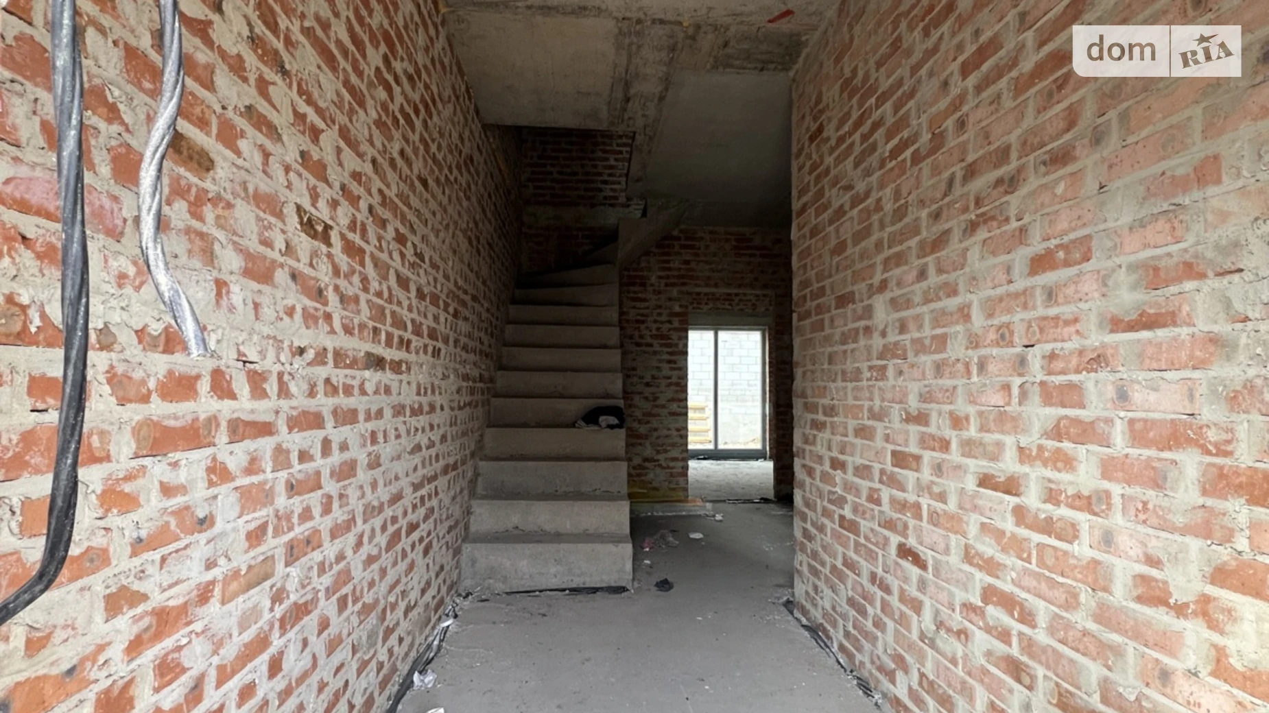 вул. Кулика і Гудачека(Макарова) Авторинок Рівне, цена: 60000 $ - фото 4