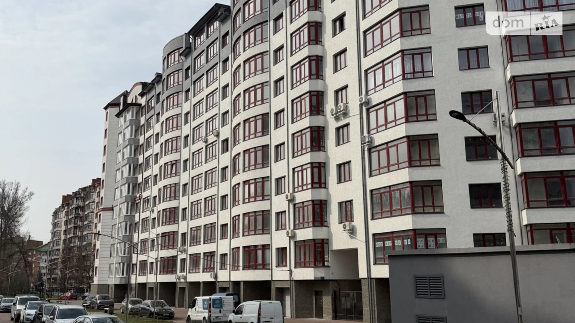 Продається 1-кімнатна квартира 49 кв. м у Івано-Франківську, вул. Галицька, 141Б - фото 2