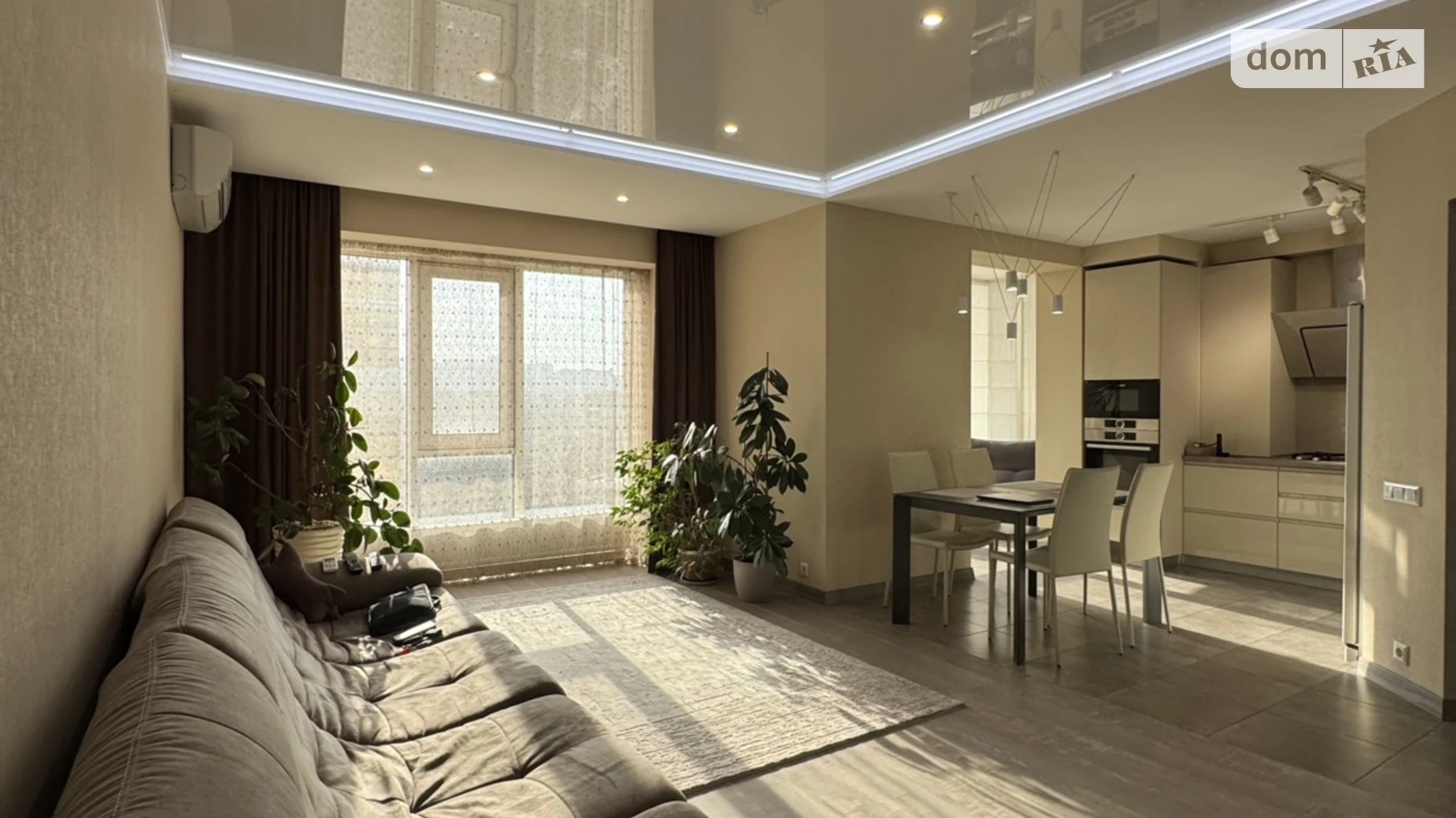 Продается 3-комнатная квартира 97.1 кв. м в Днепре, бул. Славы - фото 2