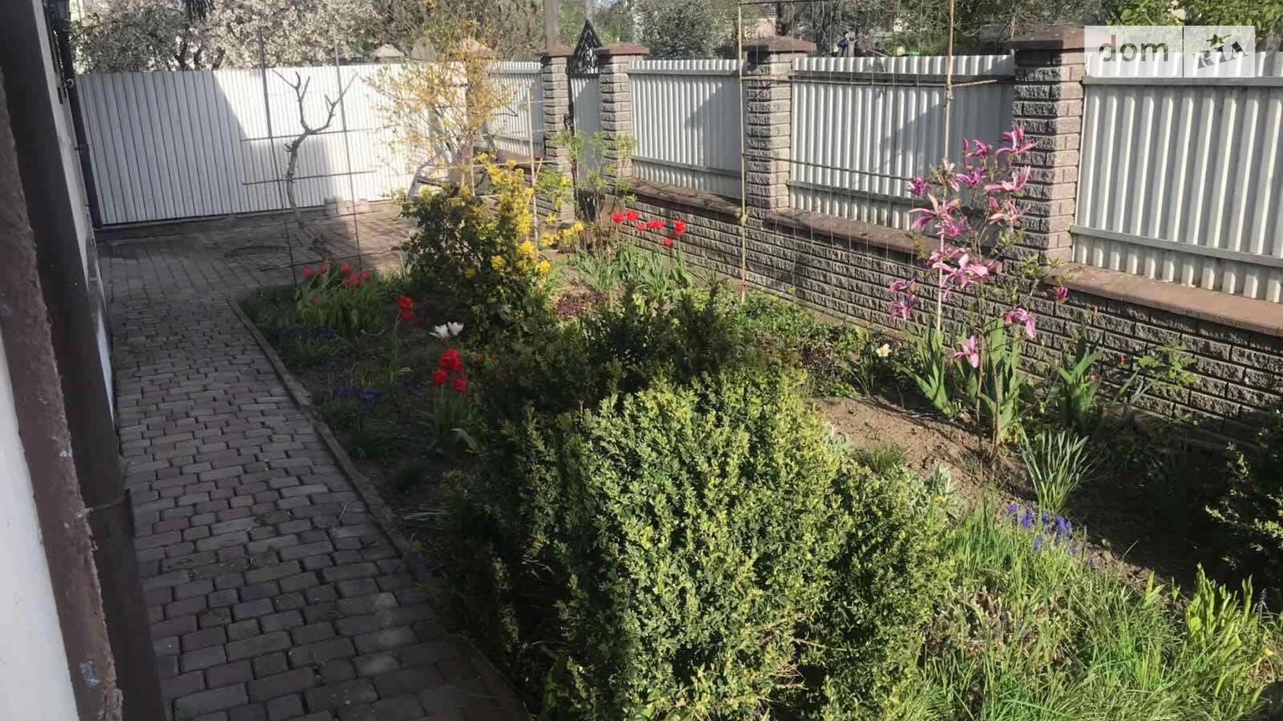 Продается дом на 2 этажа 217 кв. м с подвалом, цена: 100000 $ - фото 2