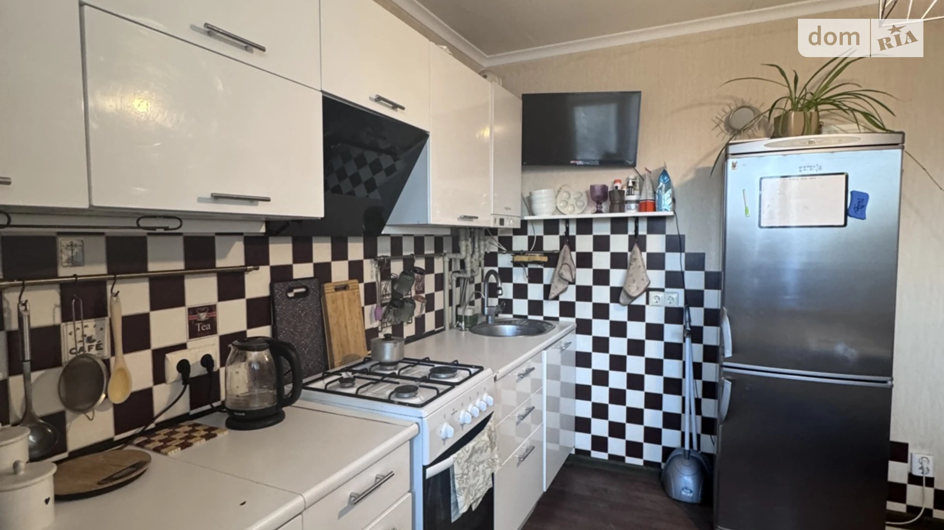 Продається 1-кімнатна квартира 44.5 кв. м у Борисполі, вул. Головатого, 76 - фото 2
