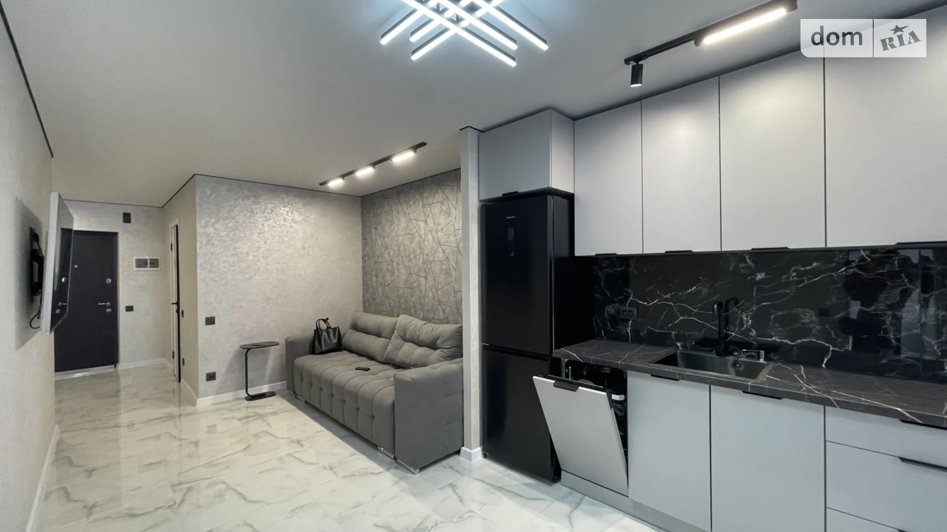 1-комнатная квартира 50 кв. м в Тернополе, ул. Смакулы - фото 5