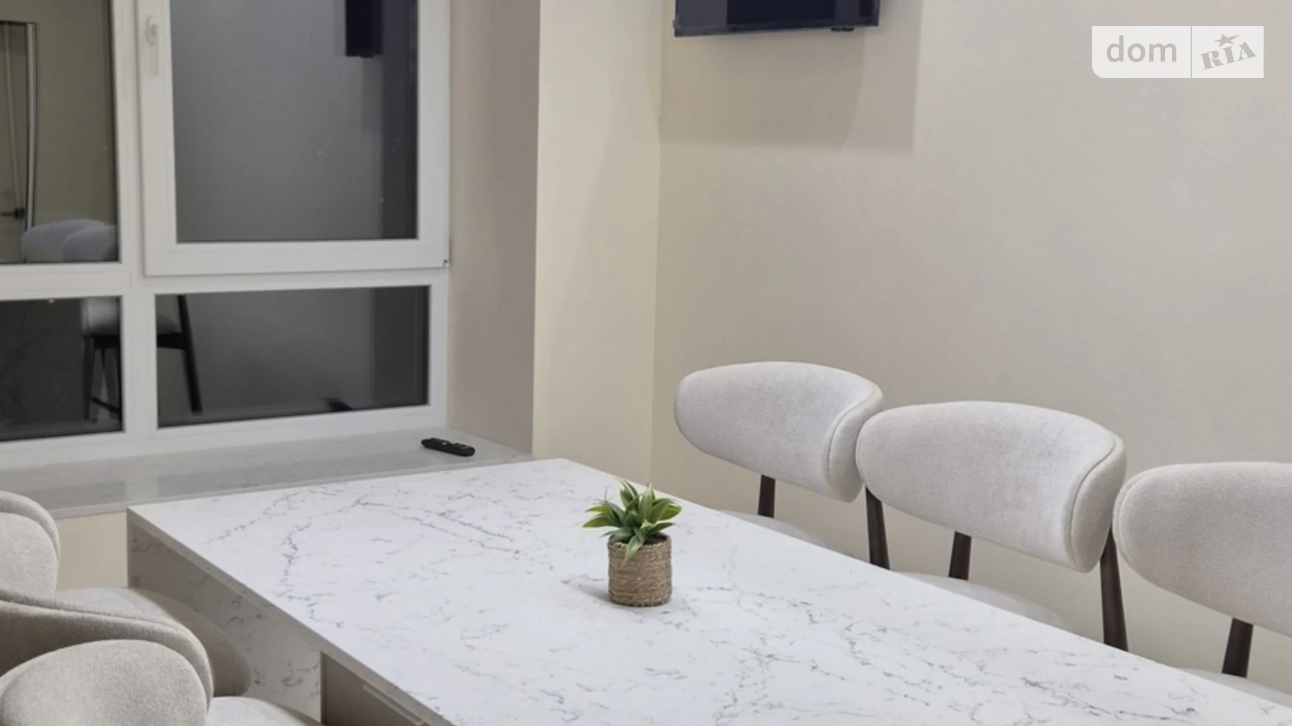 Сдается в аренду 1-комнатная квартира 52 кв. м в Хмельницком, ул. Героев Крут, 4/1Б - фото 3