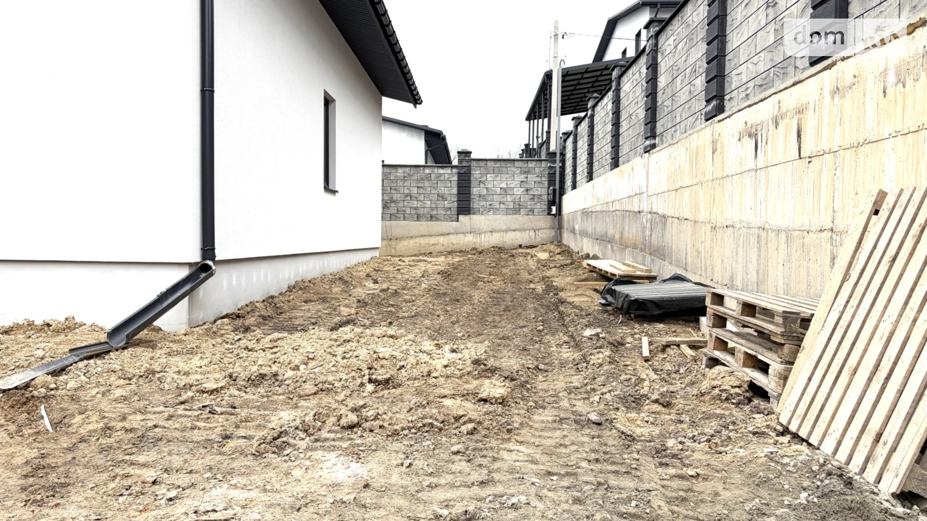 Продается одноэтажный дом 100 кв. м с террасой, цена: 88000 $ - фото 2