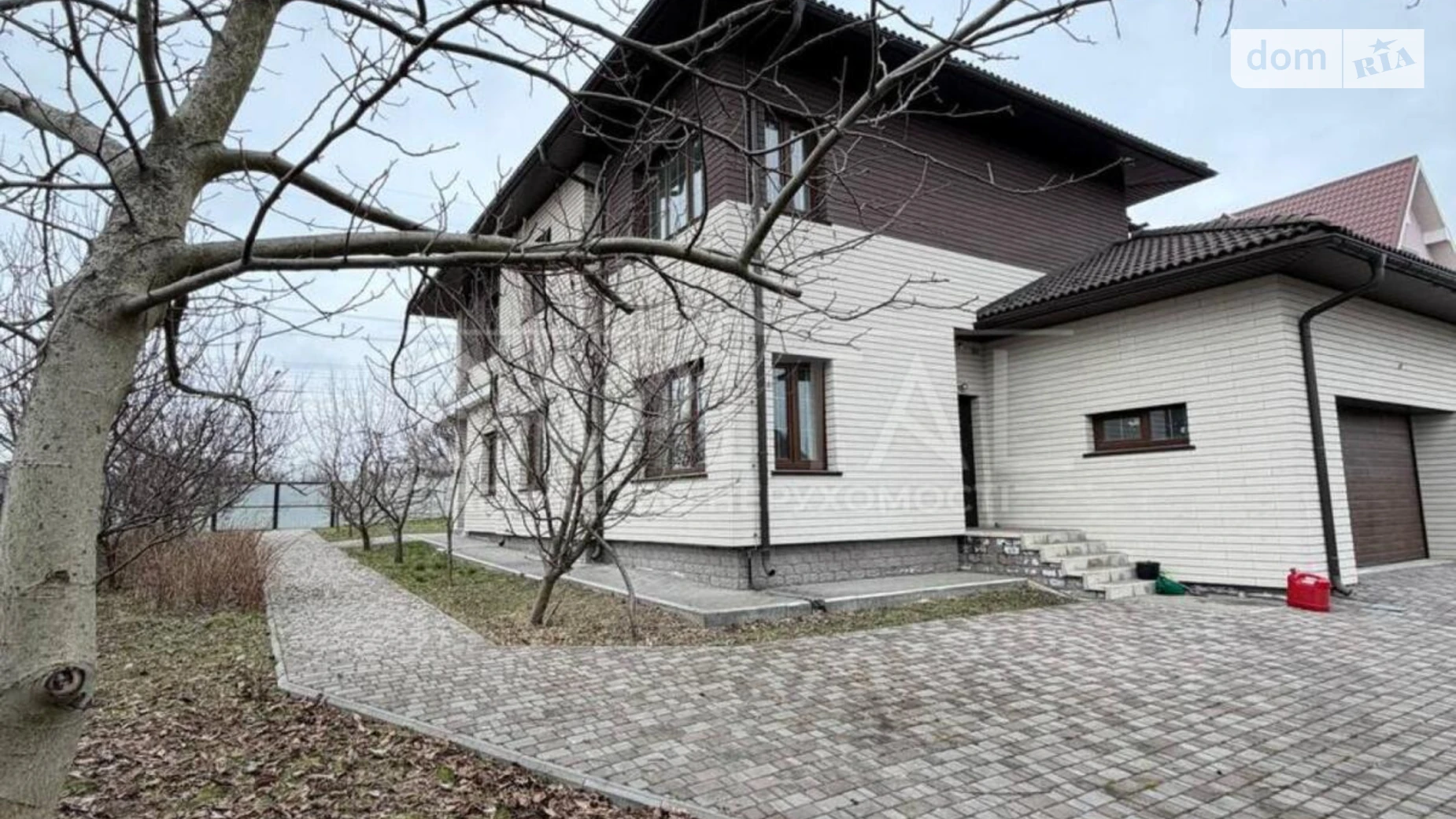 Продается дом на 2 этажа 235.8 кв. м с верандой, цена: 165000 $ - фото 3