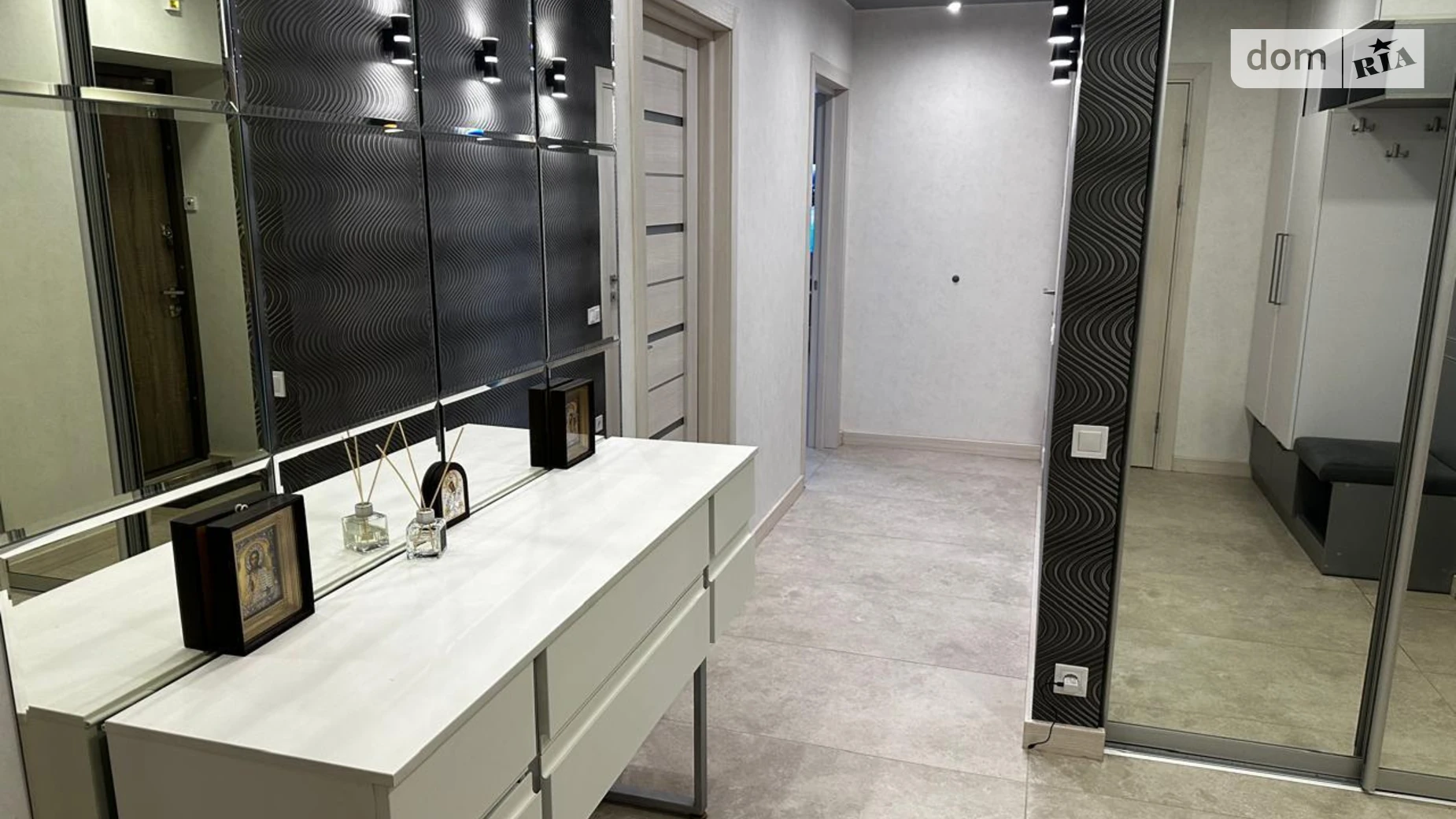 Продается 3-комнатная квартира 86.3 кв. м в Полтаве, пл. Павленковская, 3Б - фото 3