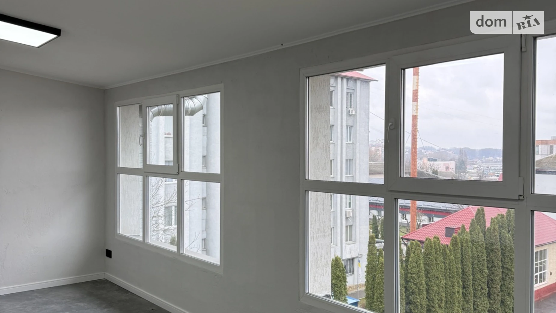 Сдается в аренду офис 46 кв. м в бизнес-центре, цена: 13800 грн - фото 2